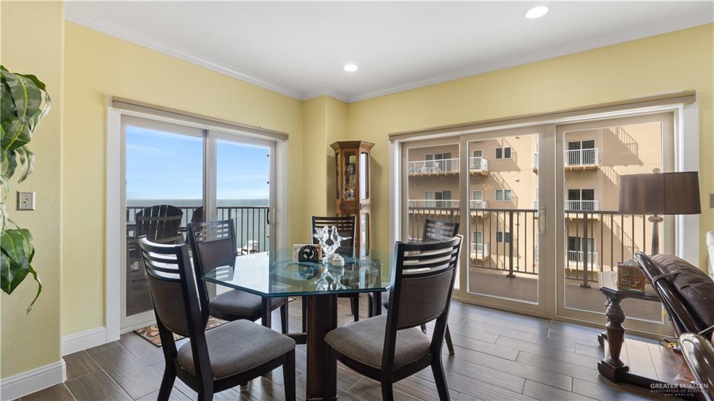 South Padre Island, Texas, 78597, United States, 3 Bedrooms Bedrooms, ,4 BathroomsBathrooms,Residential,For Sale,1731690