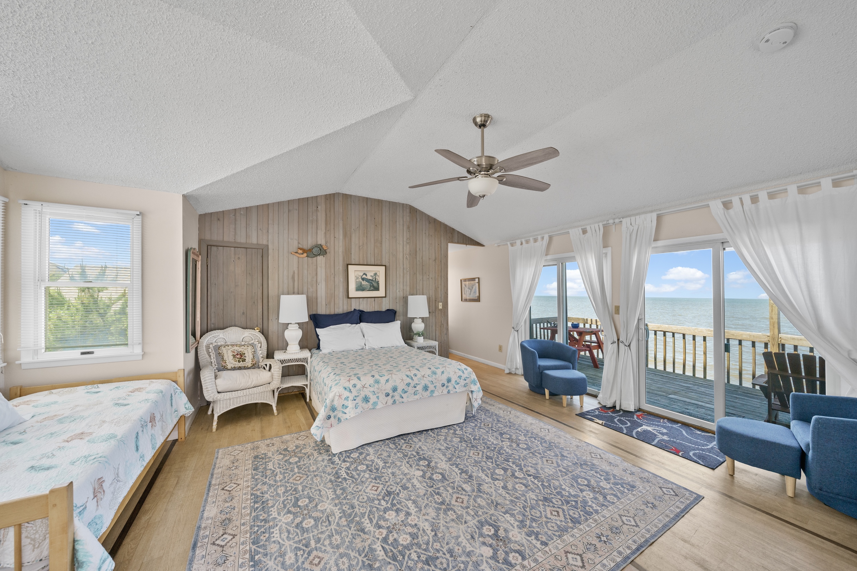  139 Beach Avenue - 物件實景