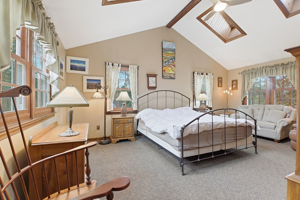 Monson, Massachusetts, 01057, United States, 5 Bedrooms Bedrooms, ,2 BathroomsBathrooms,Residential,For Sale,1988308