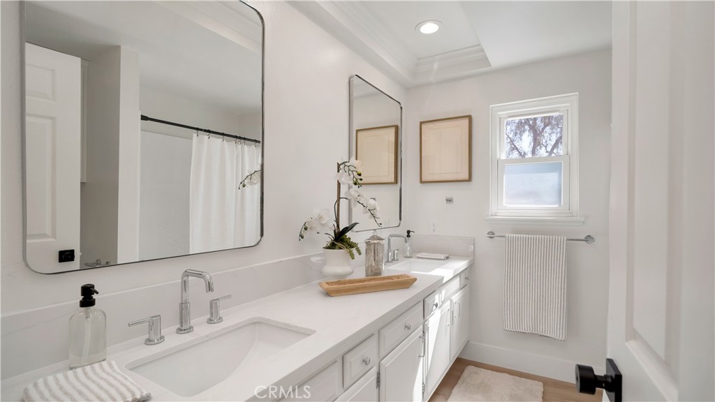 Lake Forest, California, 92630, United States, 4 Bedrooms Bedrooms, ,3 BathroomsBathrooms,Residential,For Sale,1987974