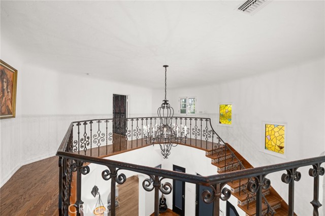 Los Angeles, California, 90064, United States, 6 Bedrooms Bedrooms, ,3 BathroomsBathrooms,Residential,For Sale,1878495