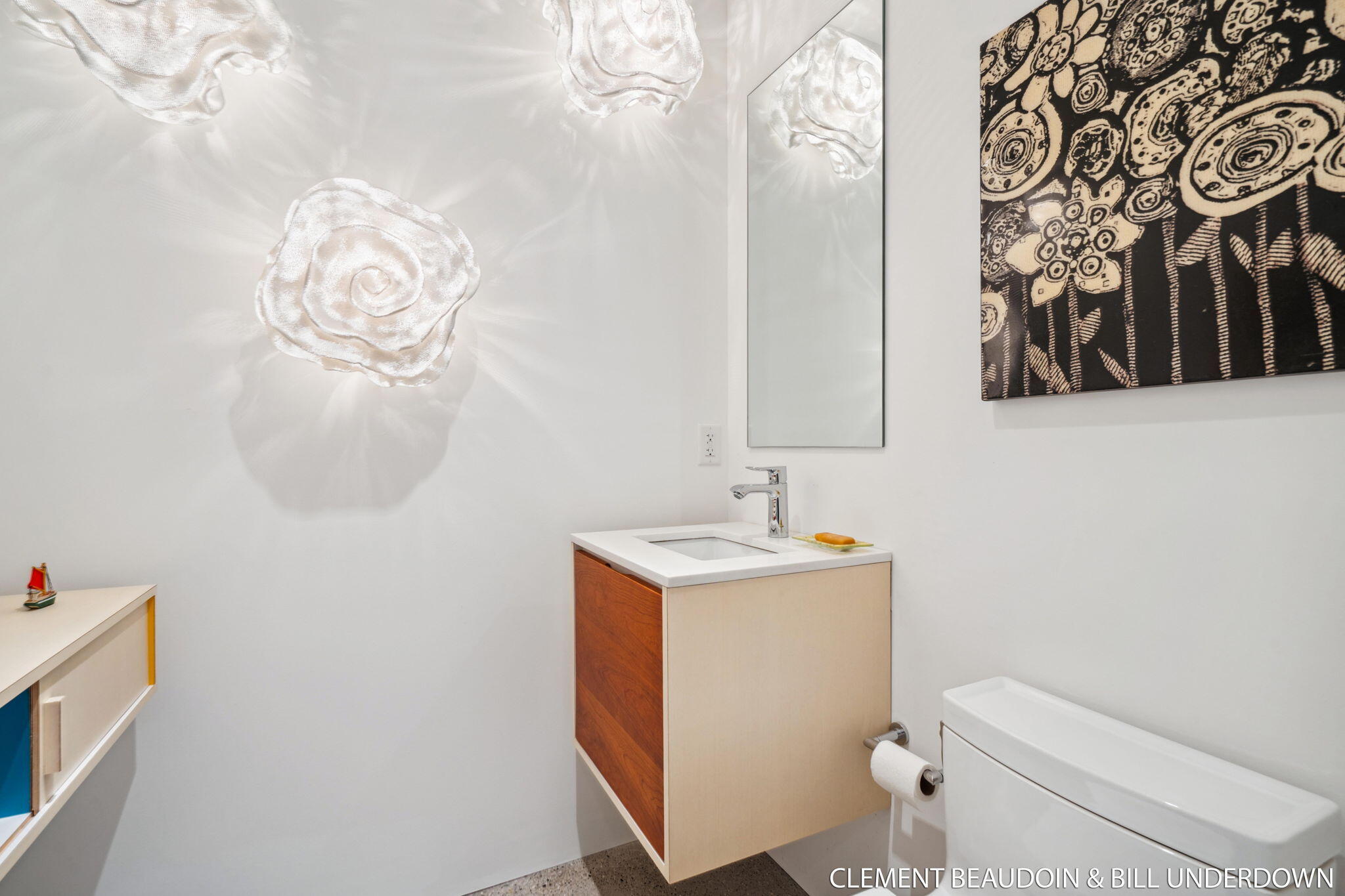 Fennville, Michigan, 49408, United States, 5 Bedrooms Bedrooms, ,7 BathroomsBathrooms,Residential,For Sale,1973707