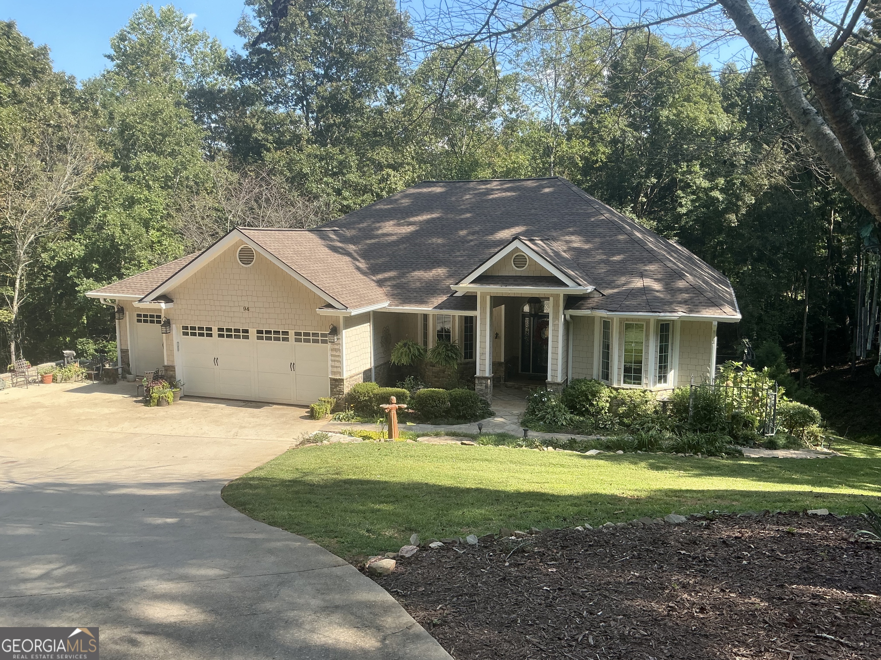 Dawsonville, Georgia, 30534, United States, 4 Bedrooms Bedrooms, ,4 BathroomsBathrooms,Residential,For Sale,1989669