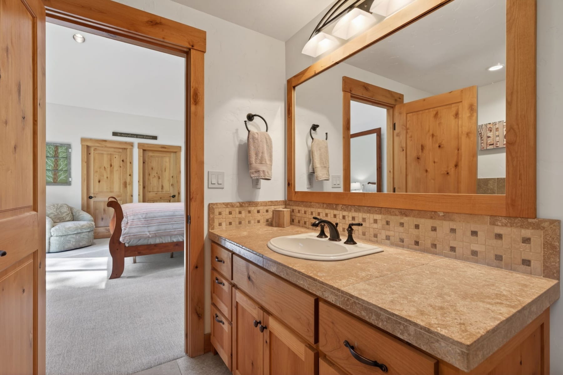  70800 Samphire #RR3 Black Butte Ranch, OR 97759 - 物件實景
