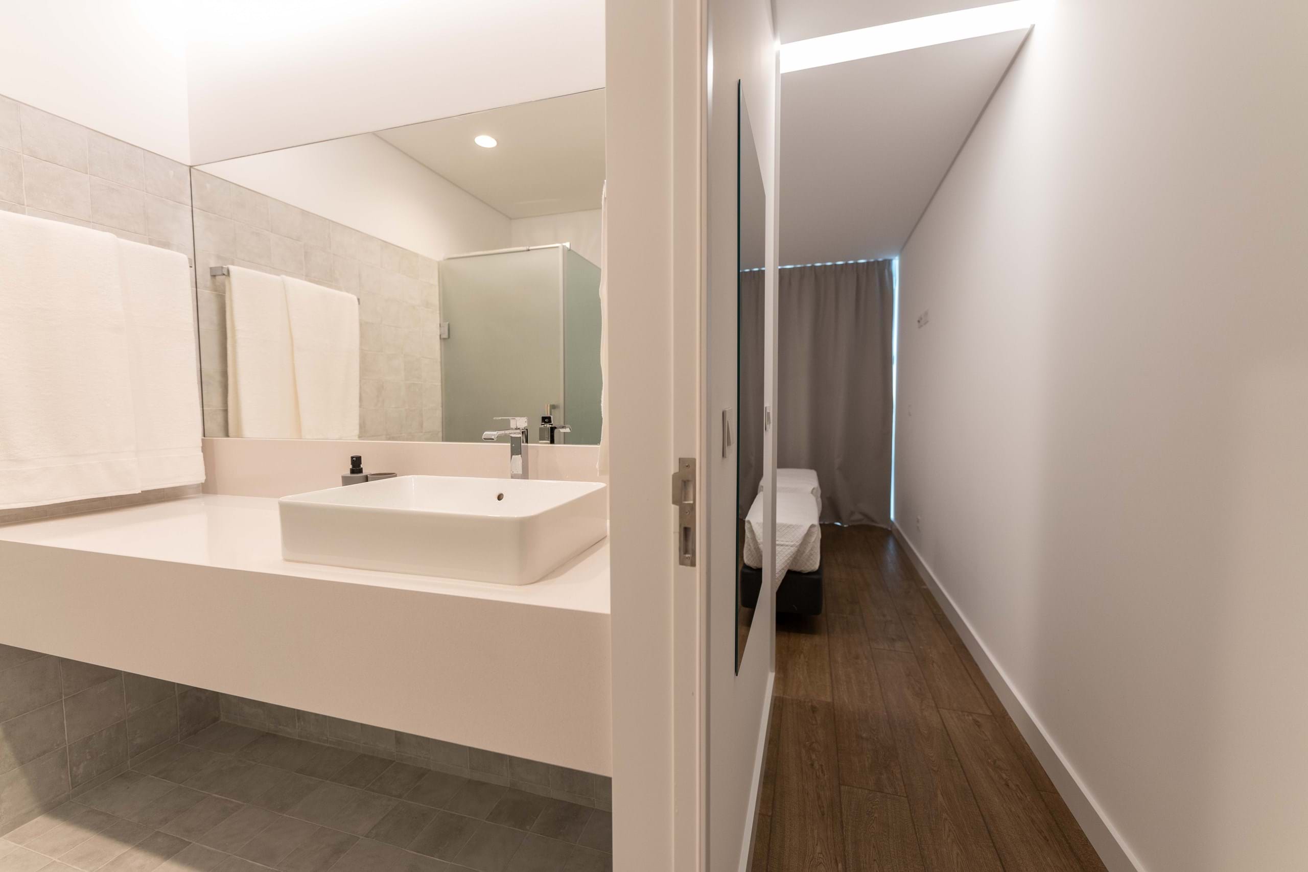 Ponta Delgada, Ilha de São Miguel, 9500-036, PT, 2 Bedrooms Bedrooms, ,2 BathroomsBathrooms,Residential,For Sale,2003175