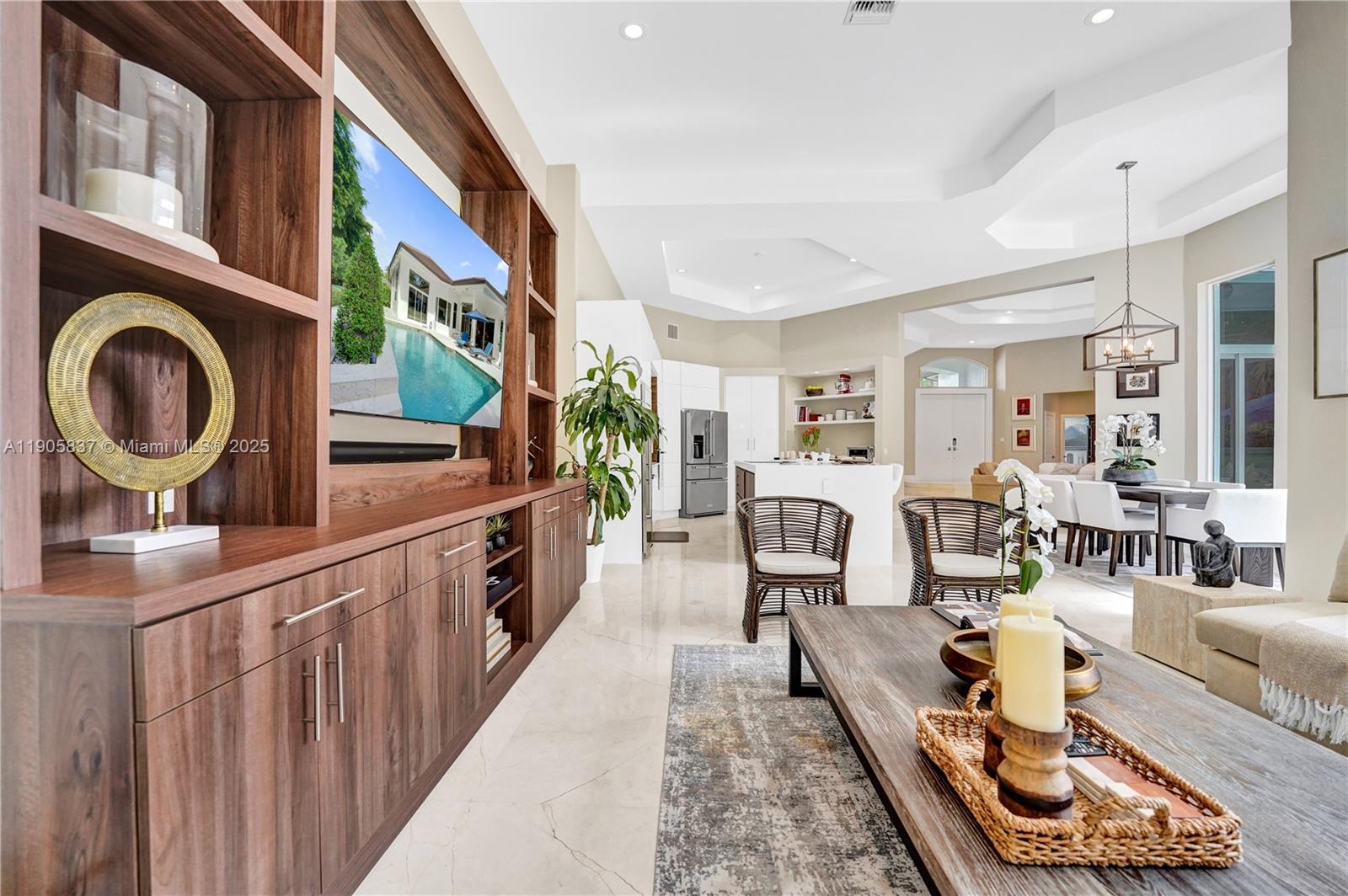 Weston, Florida, 33327, United States, 5 Bedrooms Bedrooms, ,3 BathroomsBathrooms,Residential,For Sale,1991859