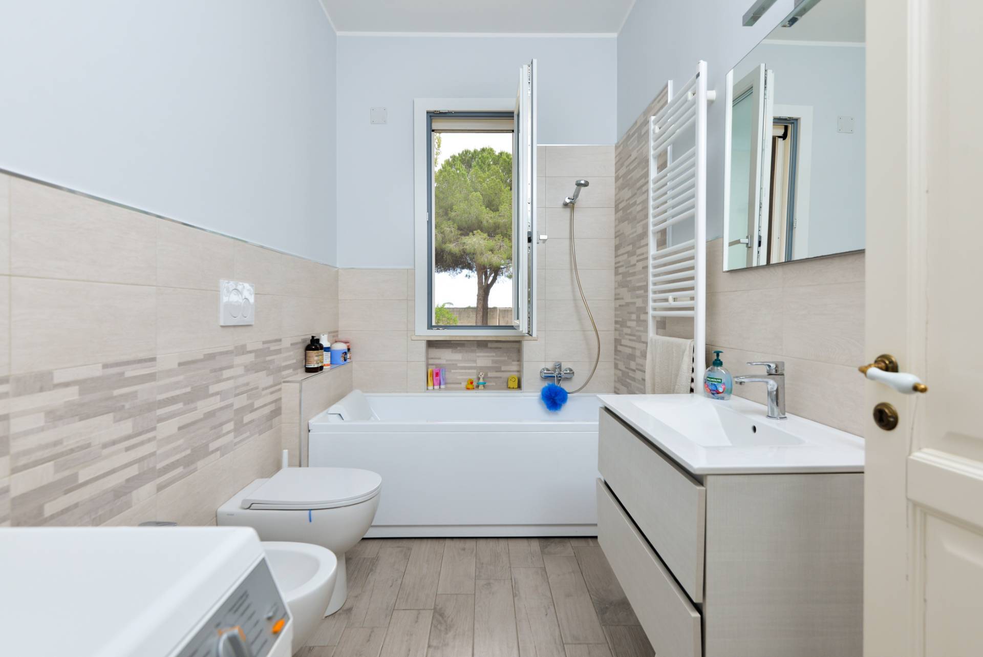 Lecce, Lecce, 73100, IT, 7 Bedrooms Bedrooms, ,6 BathroomsBathrooms,Residential,For Sale,1848251