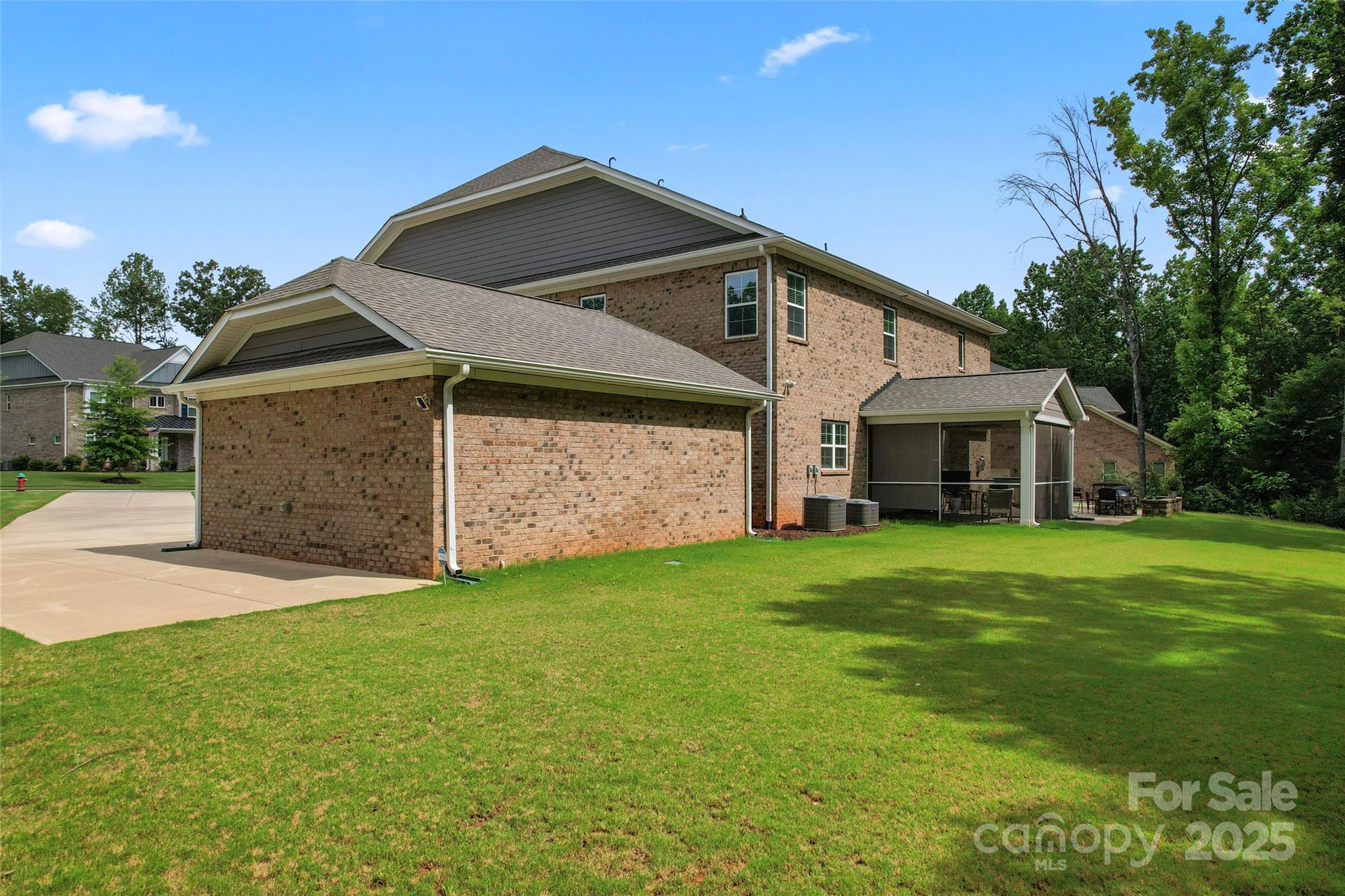 Fort Mill, South Carolina, 29707, United States, 5 Bedrooms Bedrooms, ,6 BathroomsBathrooms,Residential,For Sale,1982874