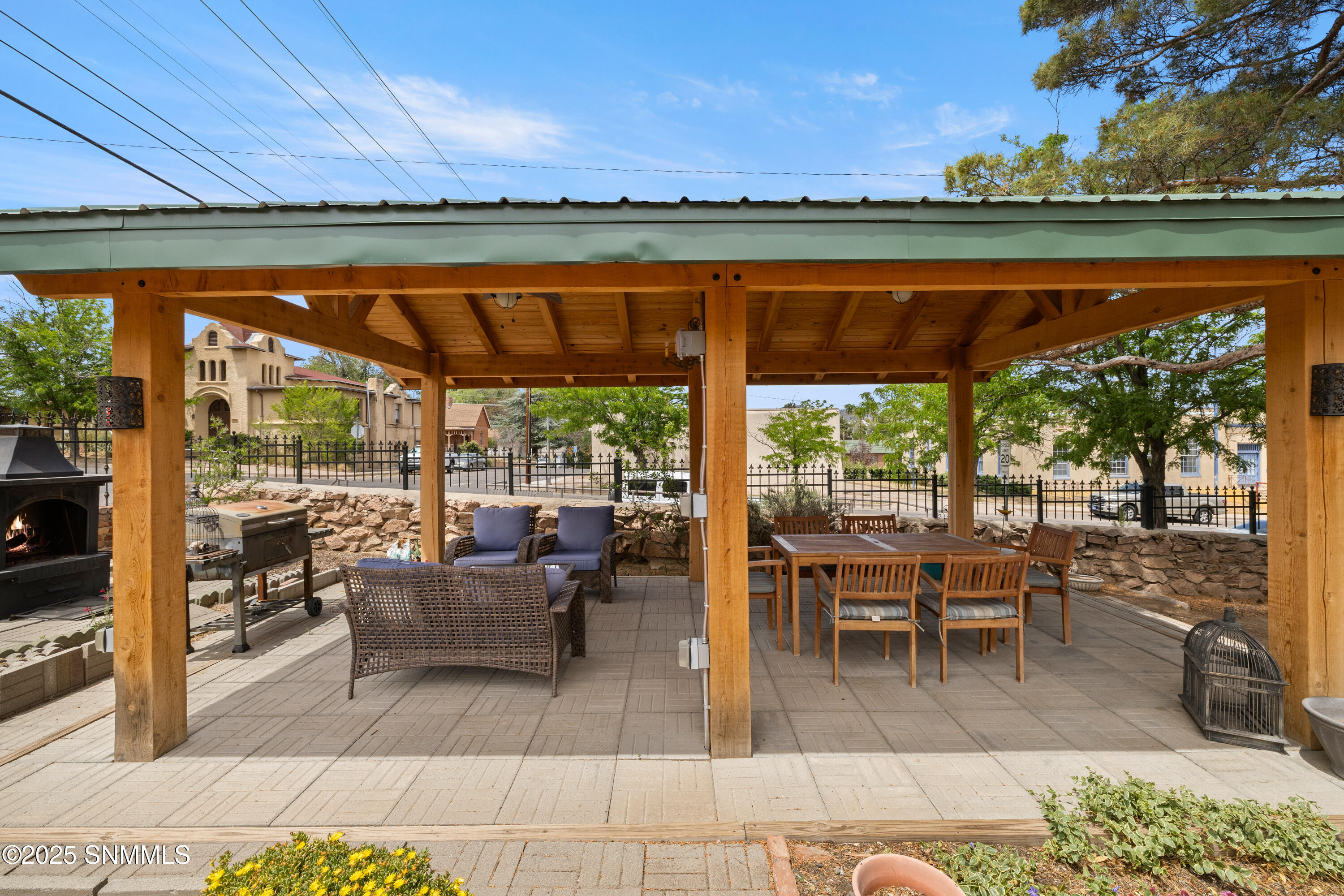 Silver City, New Mexico, 88061, United States, 5 Bedrooms Bedrooms, ,6 BathroomsBathrooms,Residential,For Sale,1986302