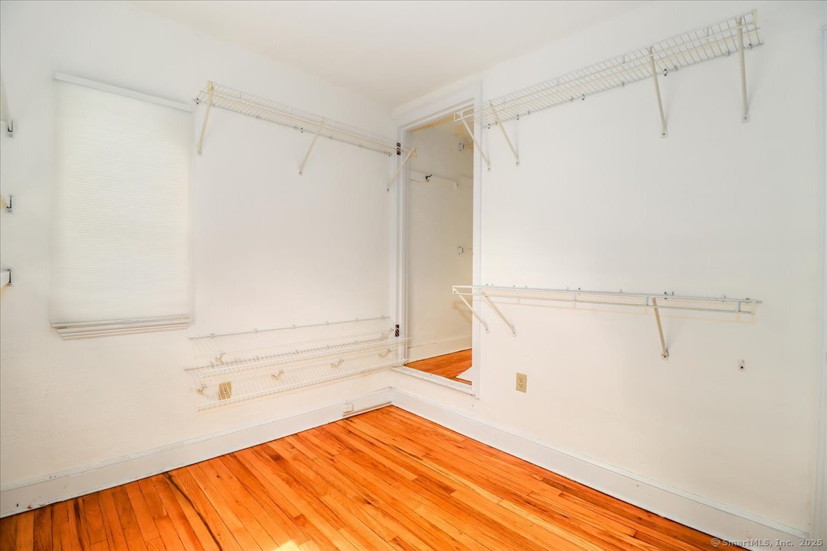 North Haven, Connecticut, 06473, United States, 4 Bedrooms Bedrooms, ,3 BathroomsBathrooms,Residential,For Sale,1940300