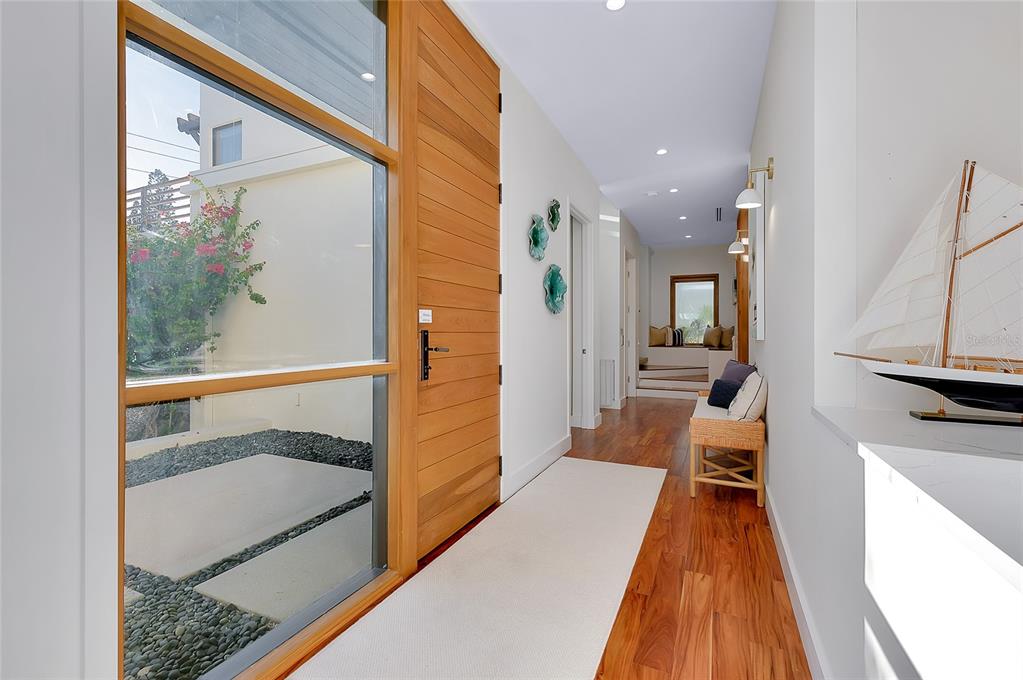 Sarasota, Florida, 34236, United States, 5 Bedrooms Bedrooms, ,6 BathroomsBathrooms,Residential,For Sale,1994803