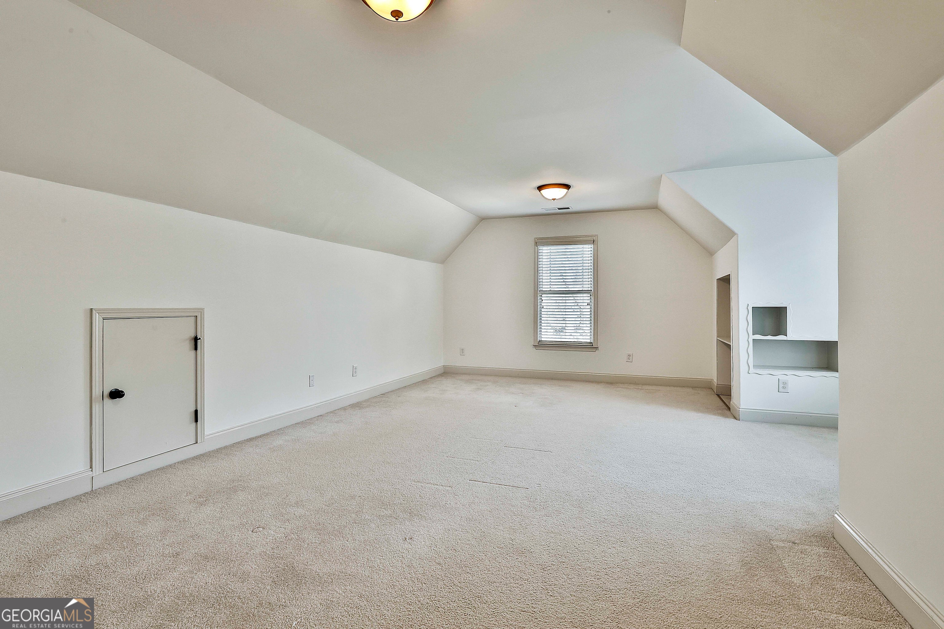 Douglasville, Georgia, 30135, United States, 5 Bedrooms Bedrooms, ,4 BathroomsBathrooms,Residential,For Sale,1999896