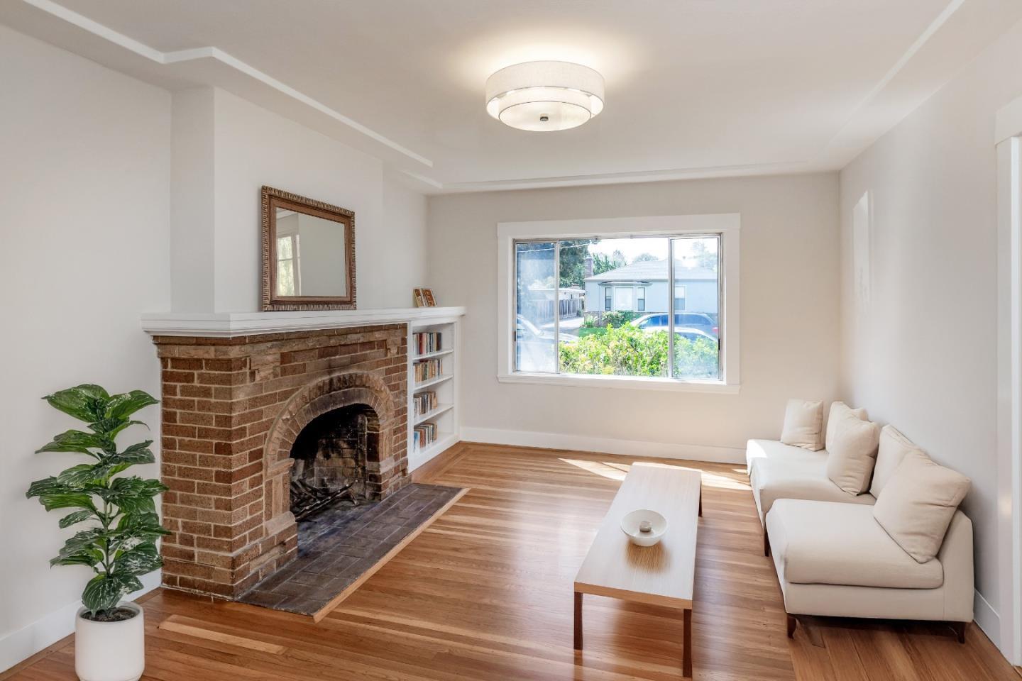 San Mateo, California, 94401, United States, ,Residential,For Sale,1955315