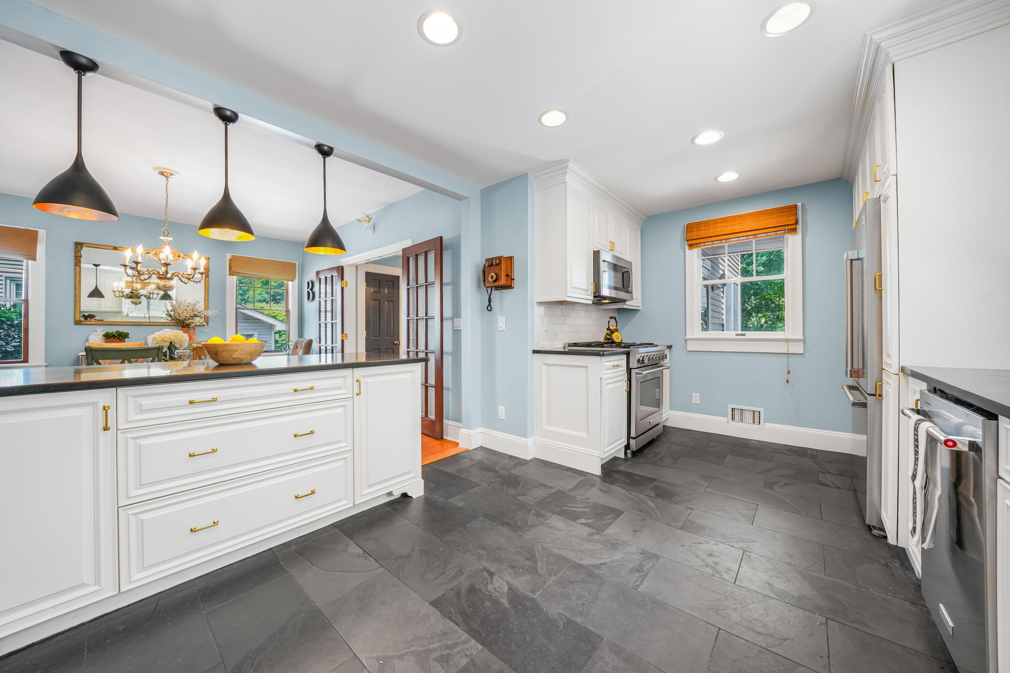 Midland Park, New Jersey, 07432, United States, 4 Bedrooms Bedrooms, ,4 BathroomsBathrooms,Residential,For Sale,1975640