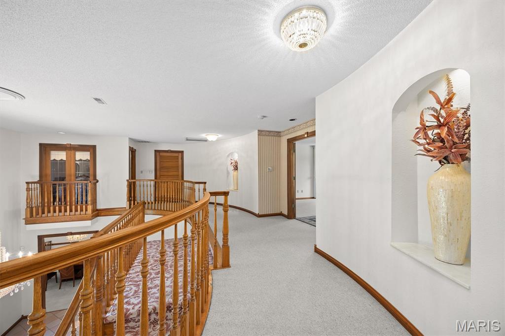 Shiloh, Illinois, 62221, United States, 5 Bedrooms Bedrooms, ,6 BathroomsBathrooms,Residential,For Sale,1890091