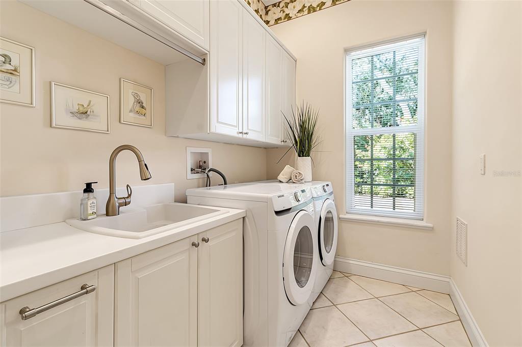 Osprey, Florida, 34229, United States, 4 Bedrooms Bedrooms, ,3 BathroomsBathrooms,Residential,For Sale,1994888