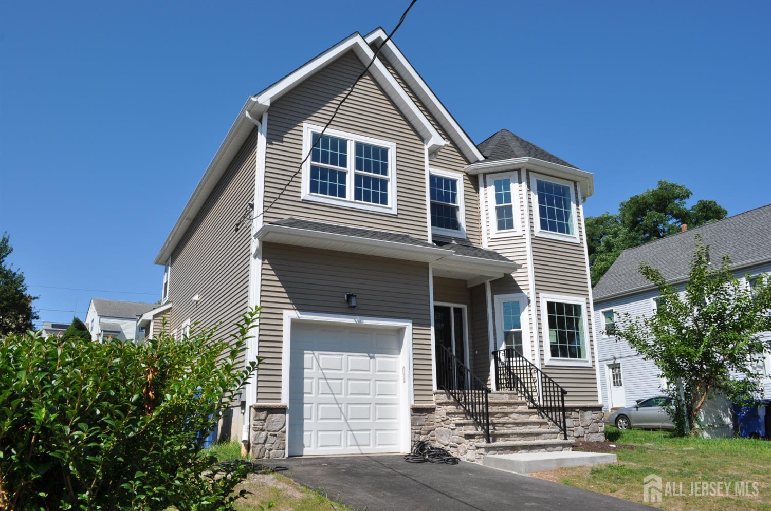 Woodbridge, New Jersey, 07095, United States, 4 Bedrooms Bedrooms, ,4 BathroomsBathrooms,Residential,For Sale,1920305