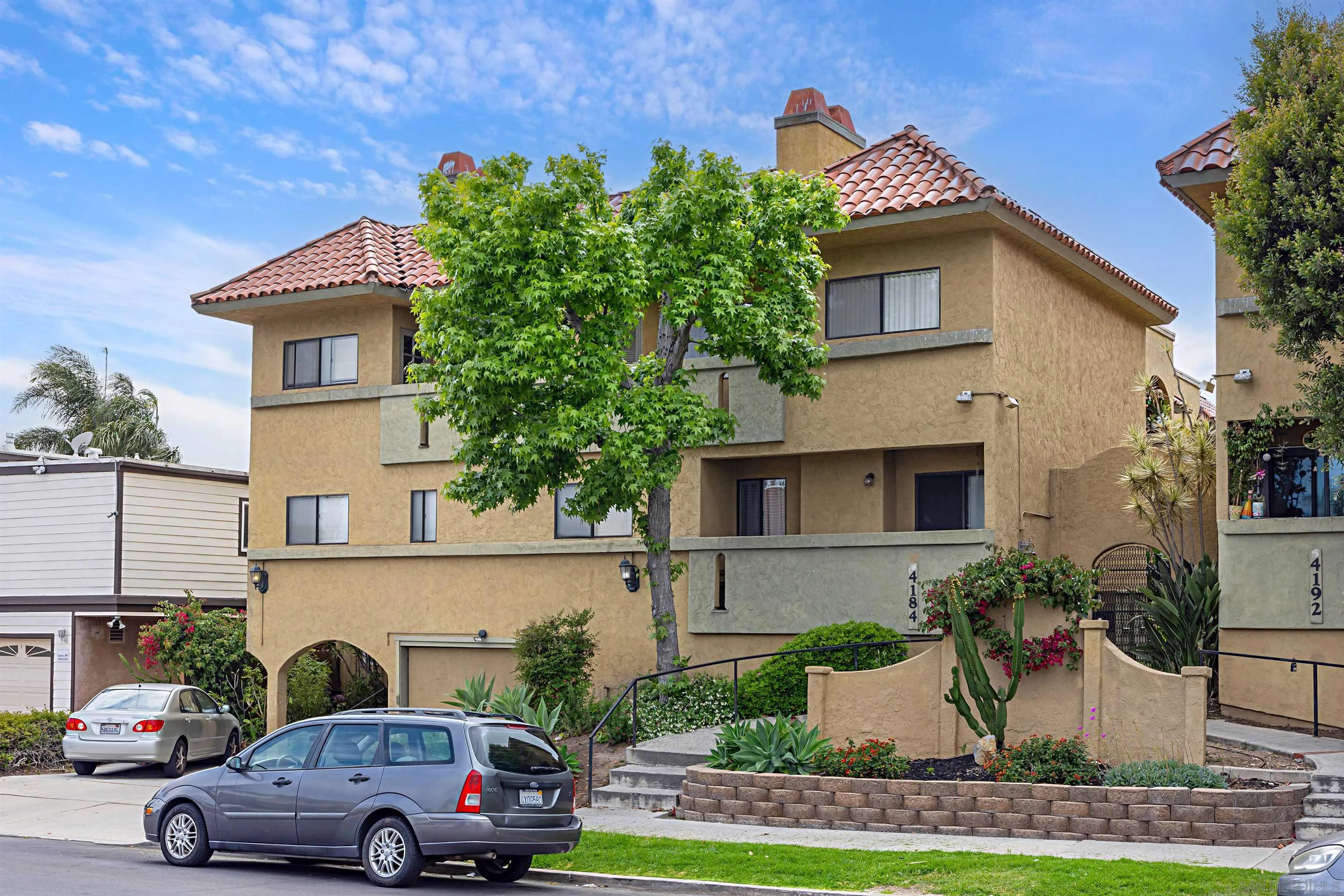 San Diego, California, 92104, United States, 2 Bedrooms Bedrooms, ,2 BathroomsBathrooms,Residential,For Sale,1917788