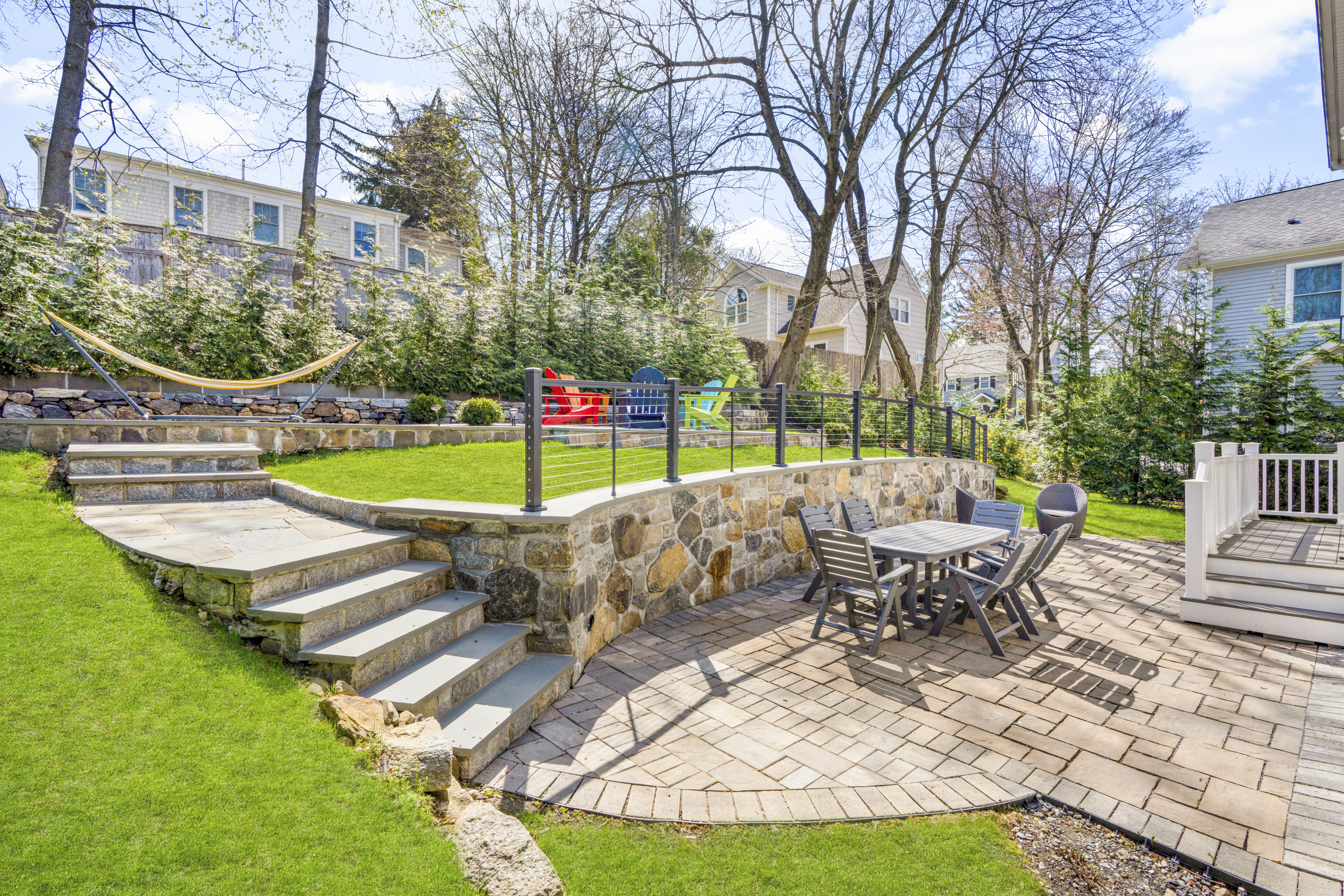  Thoughtfully Designed Custom Home with Inviting Front Porch. - 物件實景