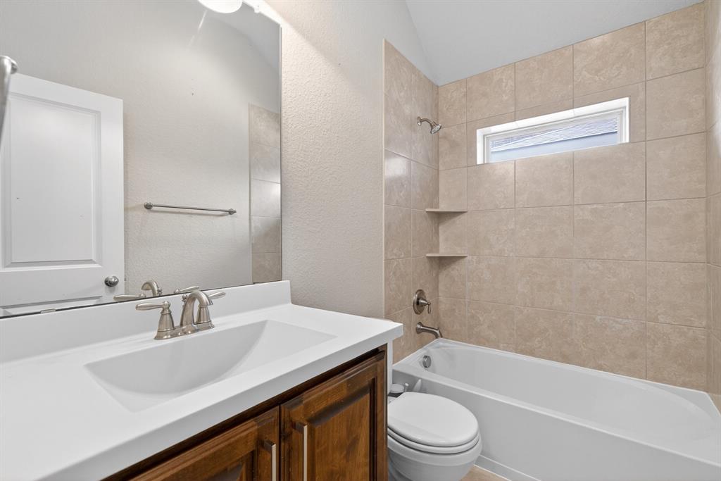 Argyle, Texas, 76226, United States, 3 Bedrooms Bedrooms, ,2 BathroomsBathrooms,Residential,For Sale,1859641