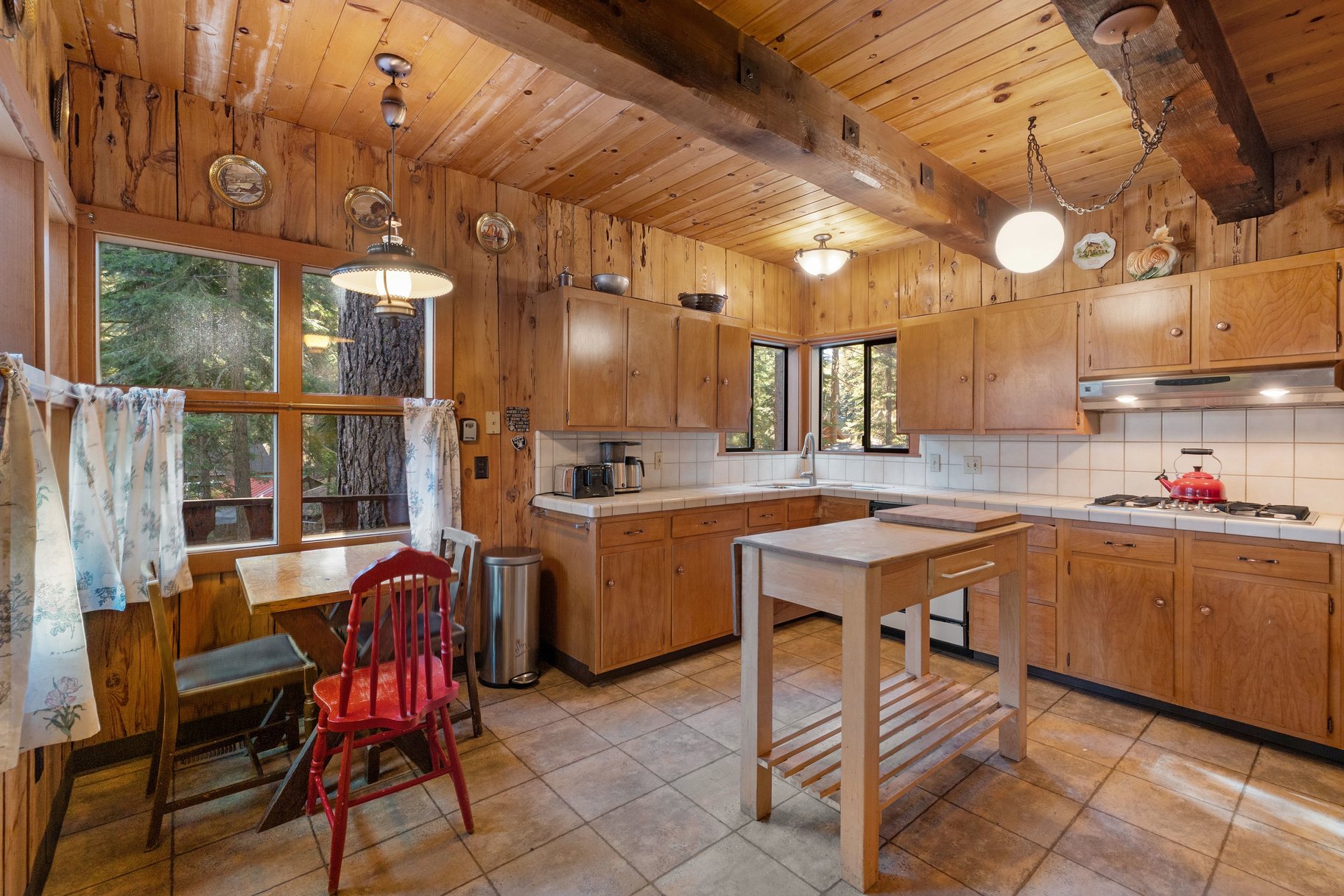  Classic Bert Anderson Cabin in Tahoe City - 物件實景