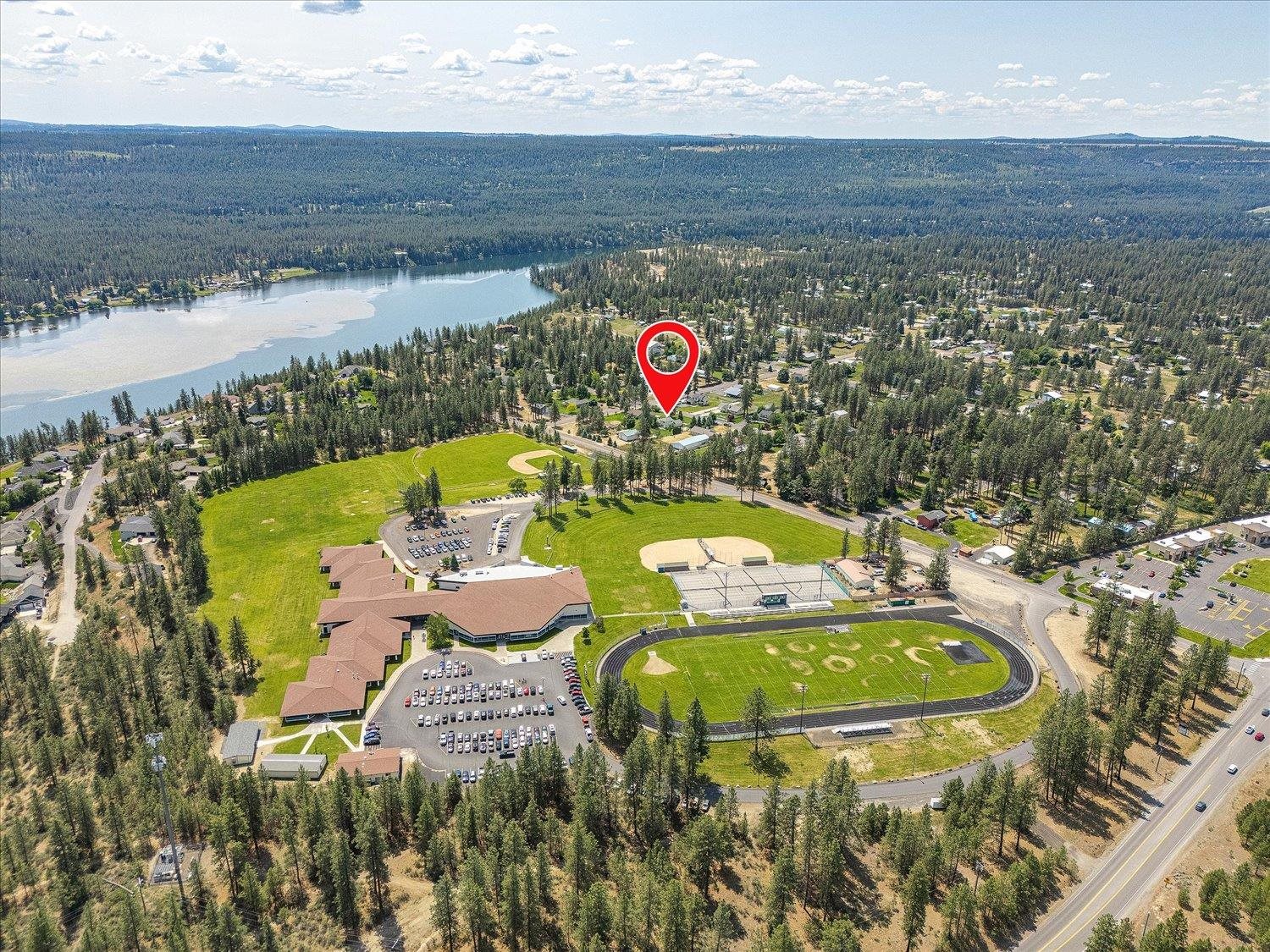 Nine Mile Falls, Washington, 99026, United States, 5 Bedrooms Bedrooms, ,3 BathroomsBathrooms,Residential,For Sale,1979574