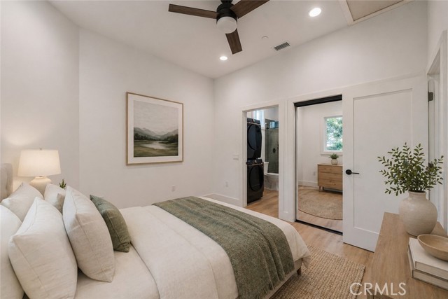 Orange, California, 92868, United States, 4 Bedrooms Bedrooms, ,3 BathroomsBathrooms,Residential,For Sale,2039946
