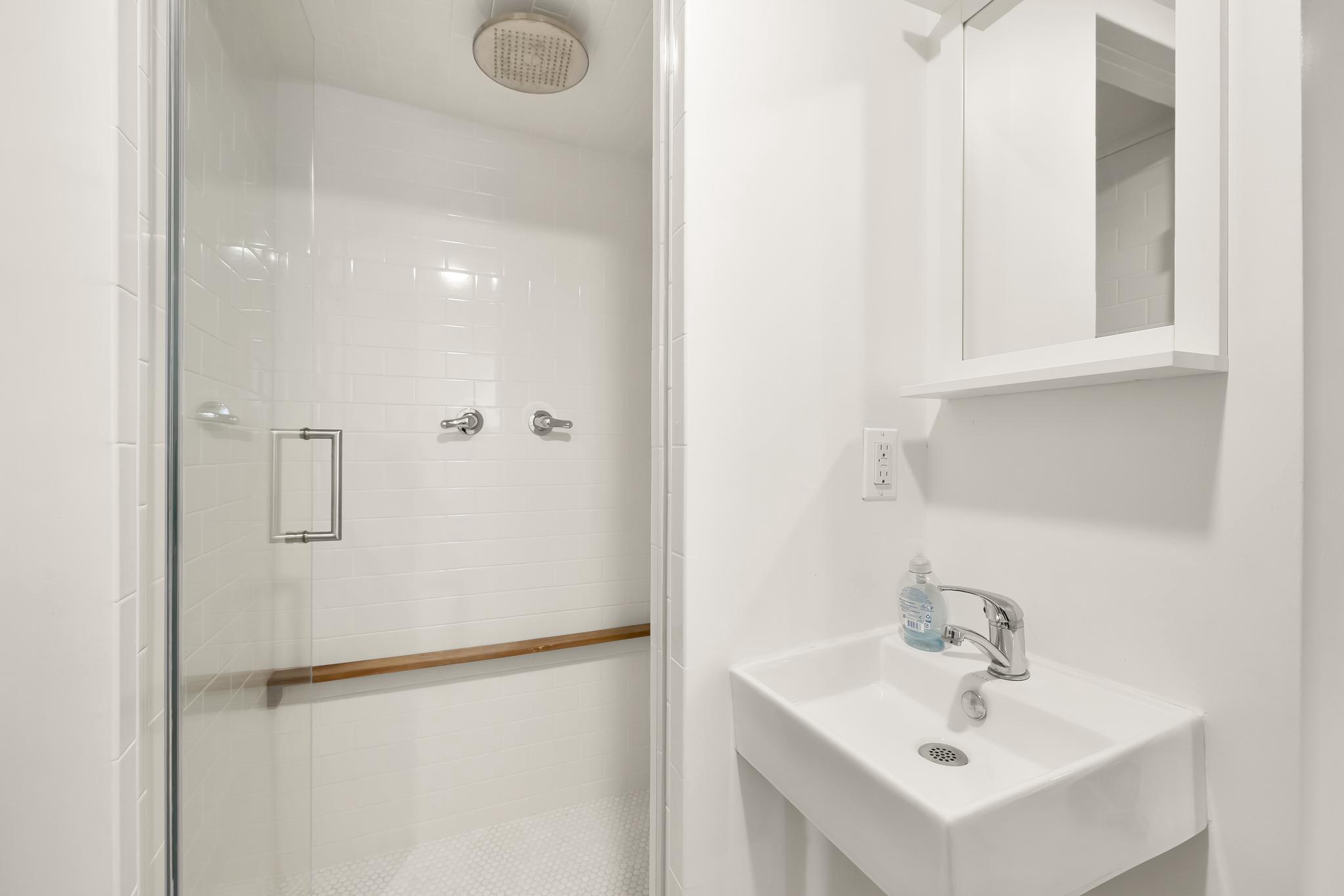  407 Delafield Place NW, Washington, DC, 20011 - 物件實景