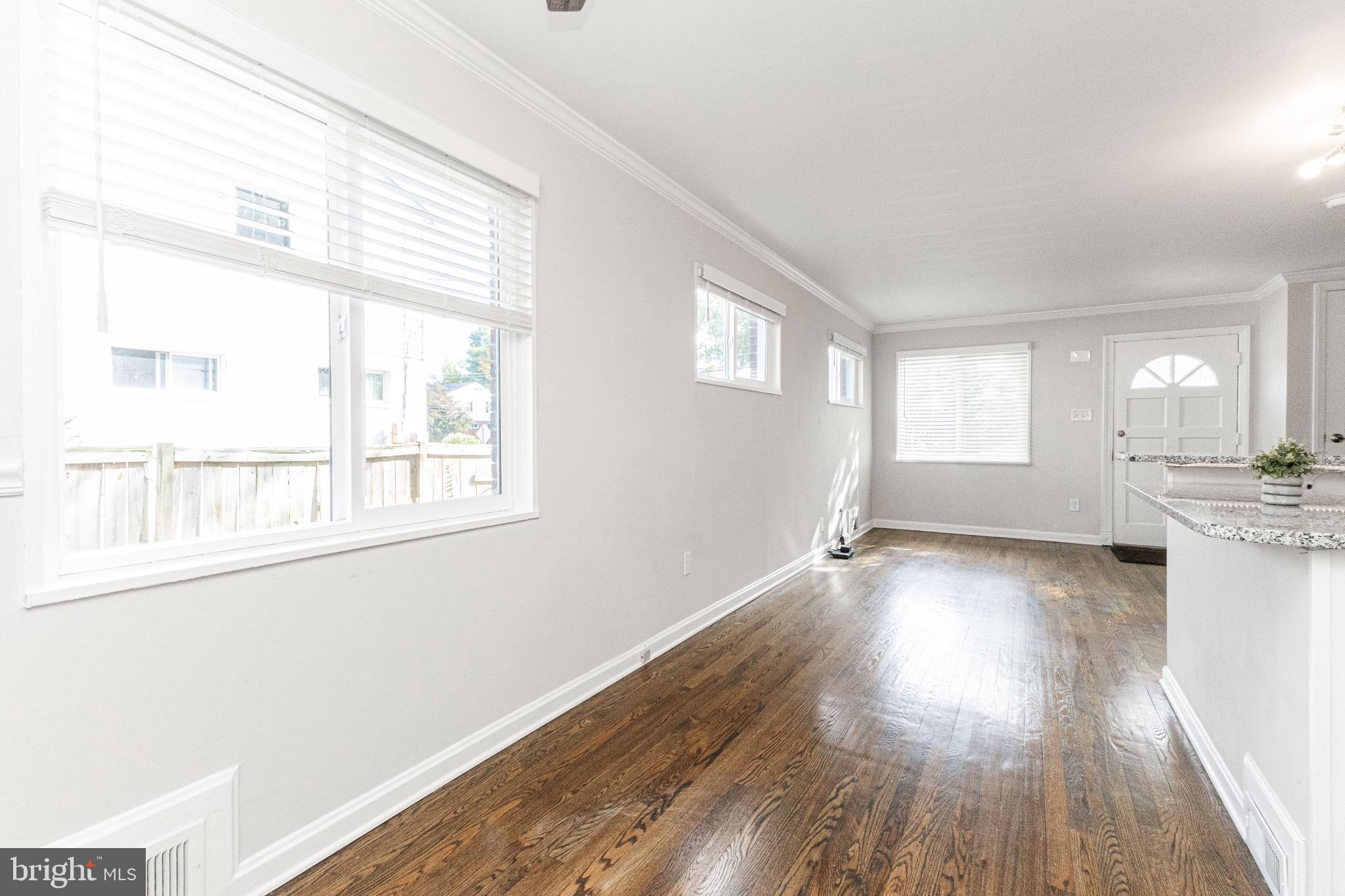 Alexandria, Virginia, 22307, United States, 2 Bedrooms Bedrooms, ,2 BathroomsBathrooms,Residential,For Sale,1937087