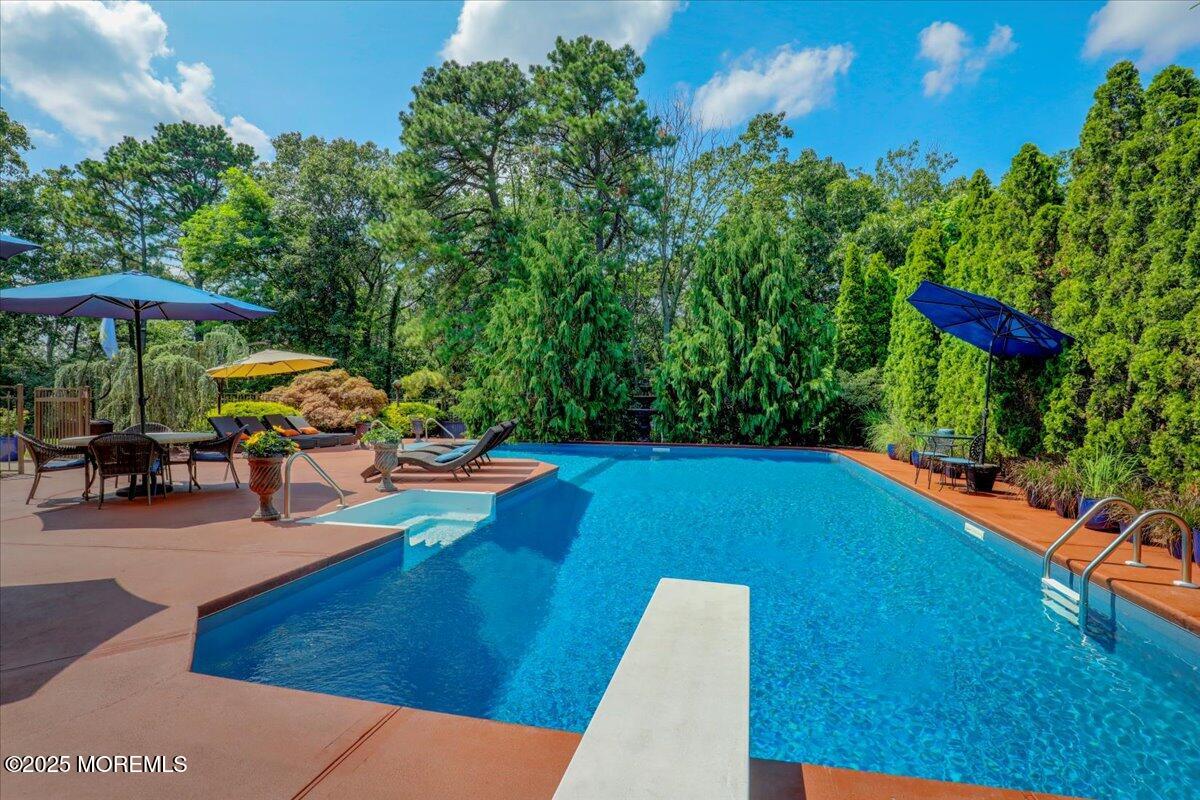 Howell, New Jersey, 07731, United States, 4 Bedrooms Bedrooms, ,3 BathroomsBathrooms,Residential,For Sale,1902992