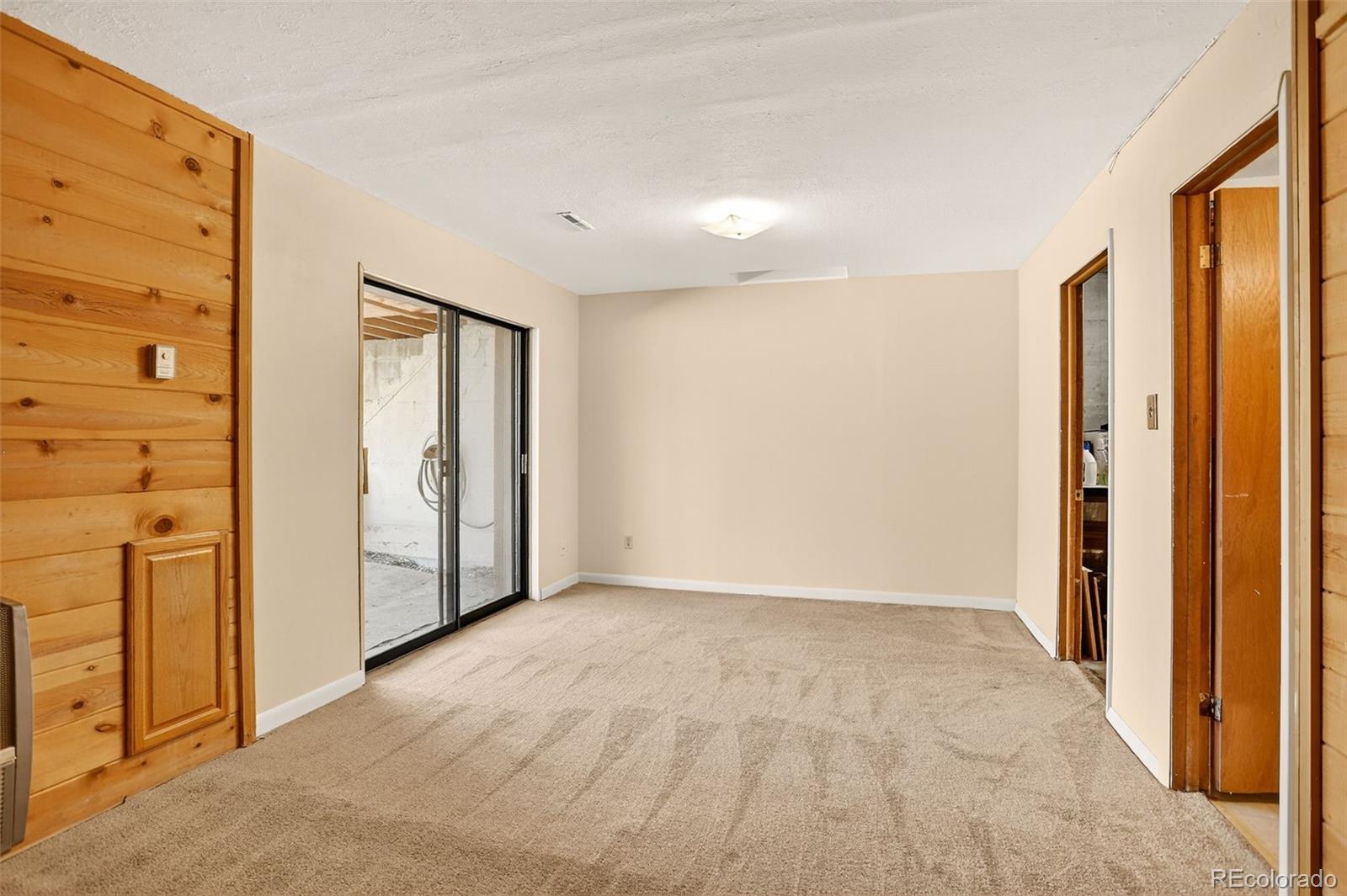 Kittredge, Colorado, 80457, United States, 3 Bedrooms Bedrooms, ,2 BathroomsBathrooms,Residential,For Sale,1940348