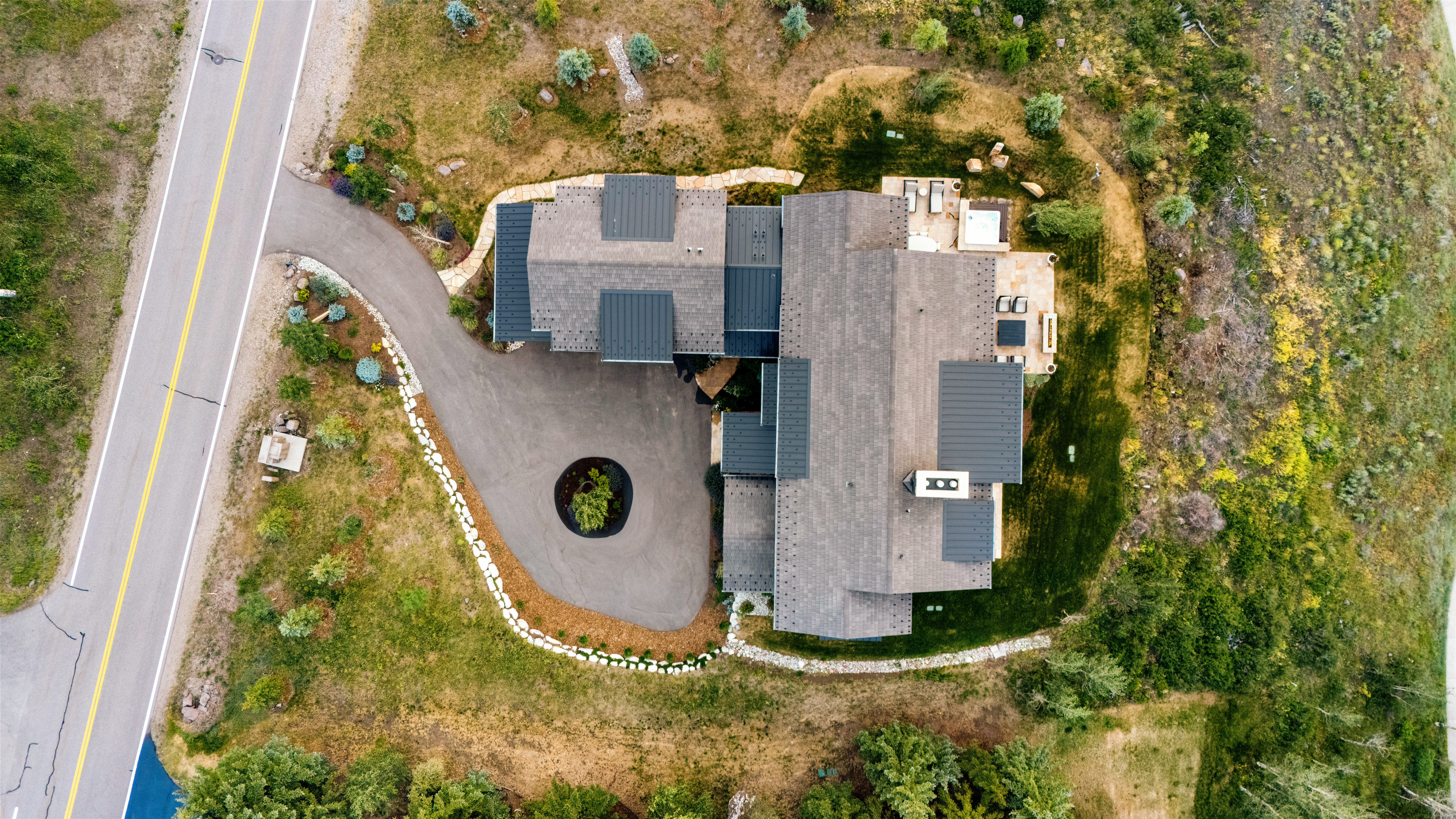  Mountain Modern Luxury Meets Effortless Cordillera Living at 145 Gore Trail - 物件實景