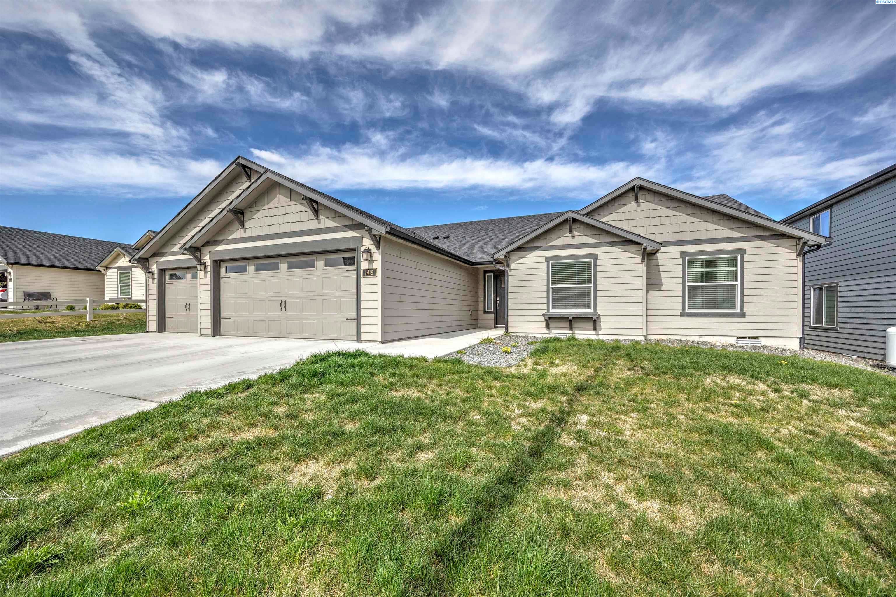 Prosser, Washington, 99350, United States, 3 Bedrooms Bedrooms, ,1 BathroomBathrooms,Residential,For Sale,2032317