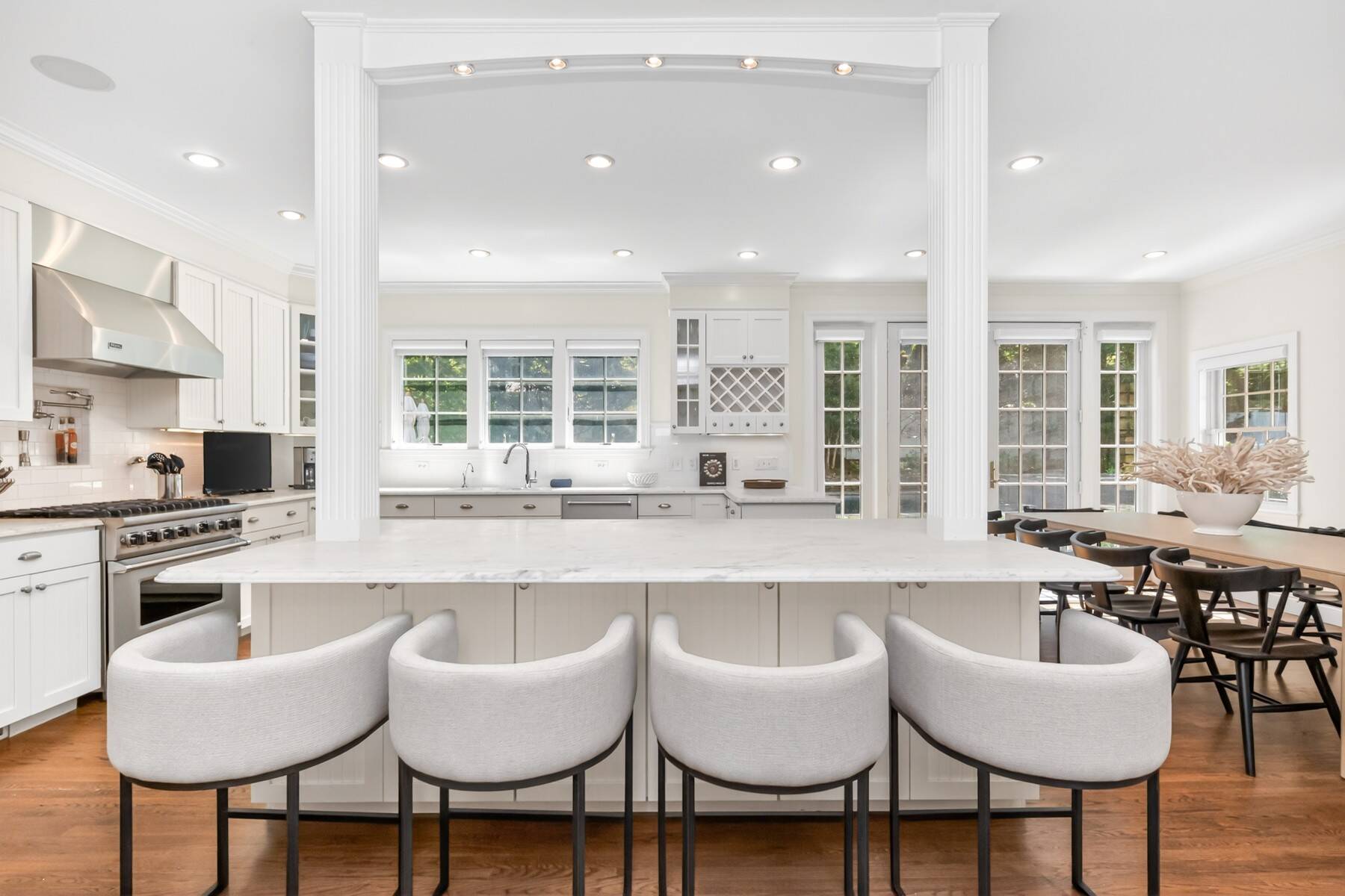  Sag Harbor Village Traditional Minutes to Town and Haven