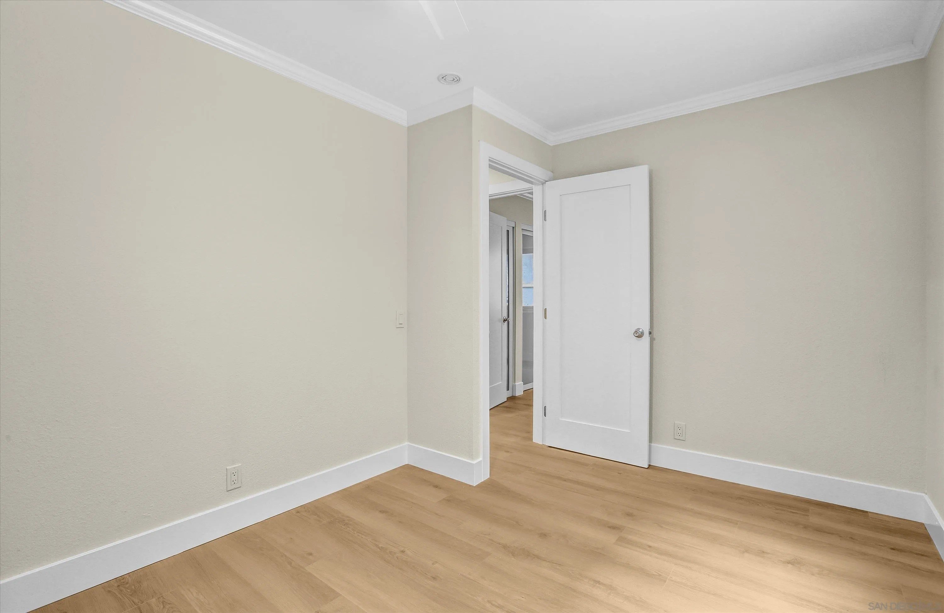 San Diego, California, 92107, United States, 2 Bedrooms Bedrooms, ,1 BathroomBathrooms,Residential,For Sale,1874558