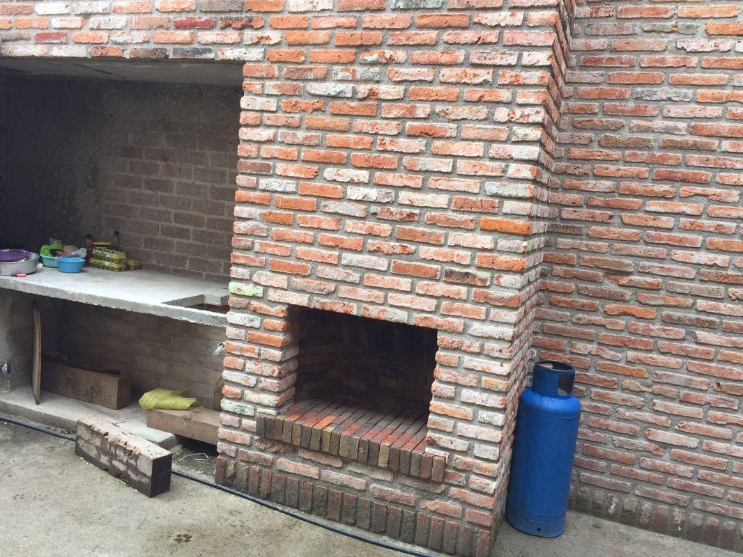 EUCALIPTOS, Metepec, Estado de México, 52148, Mexico, 4 Bedrooms Bedrooms, ,4 BathroomsBathrooms,Residential,For Sale,EUCALIPTOS,1441342