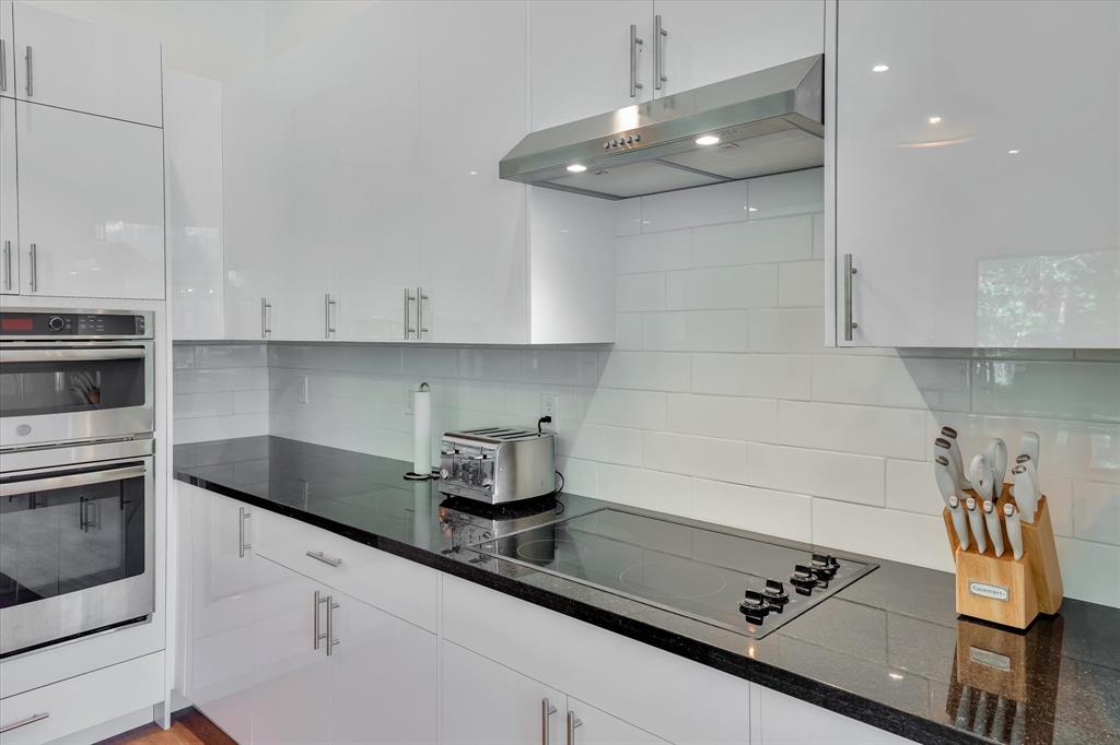 Conroe, Texas, 77303, United States, 3 Bedrooms Bedrooms, ,4 BathroomsBathrooms,Residential,For Sale,1976413