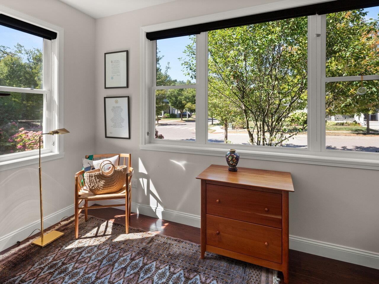 Burlington, Vermont, 05401, United States, 2 Bedrooms Bedrooms, ,2 BathroomsBathrooms,Residential,For Sale,1927206