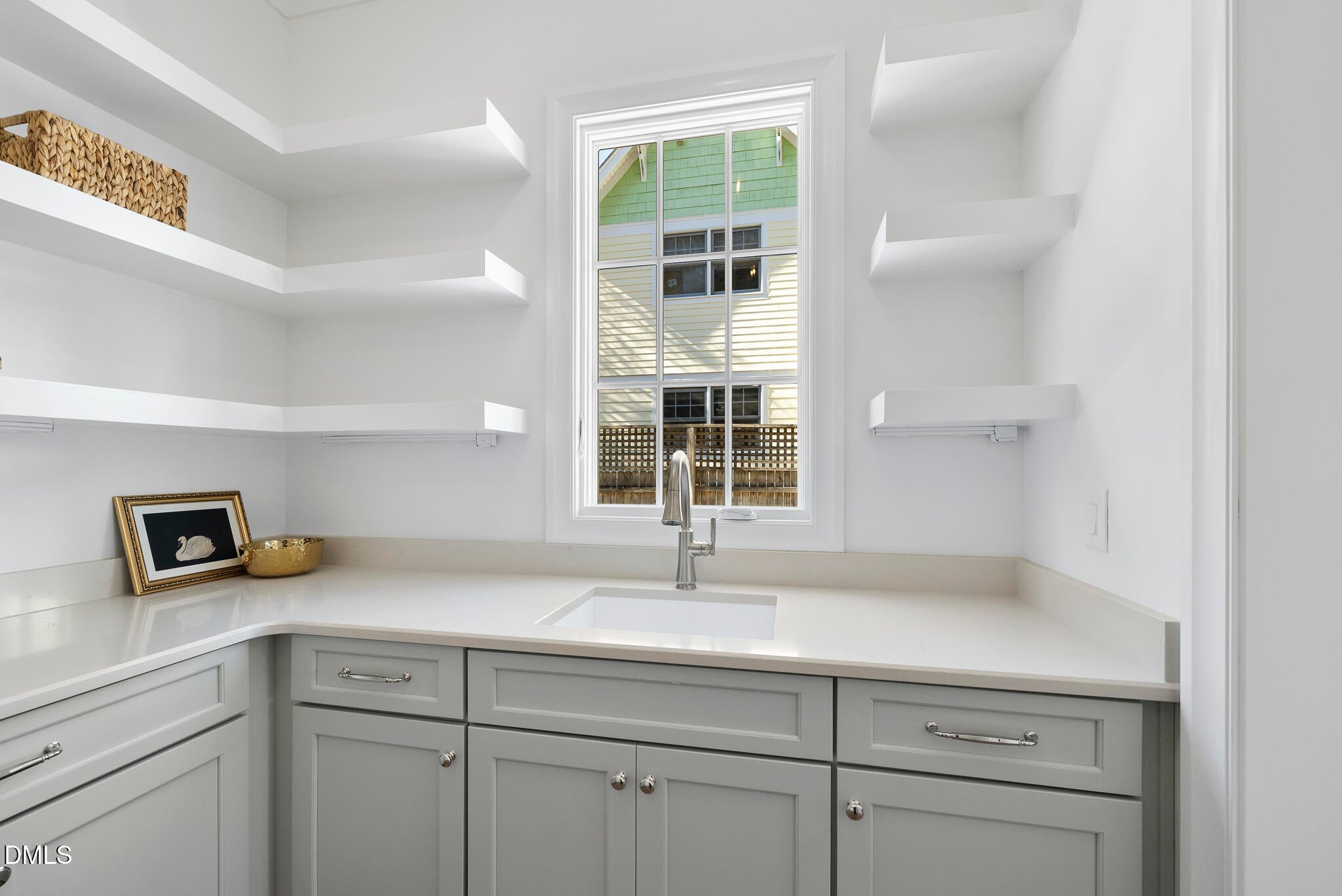 Raleigh, North Carolina, 27607, United States, 4 Bedrooms Bedrooms, ,3 BathroomsBathrooms,Residential,For Sale,1989727