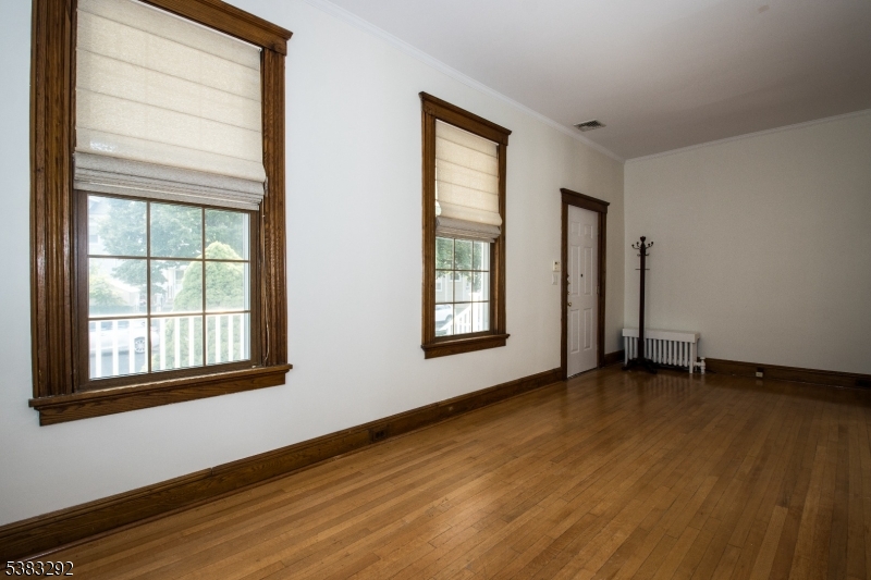 Roselle Park Boro, New Jersey, 07204, United States, 4 Bedrooms Bedrooms, ,1 BathroomBathrooms,Residential,For Sale,1941896