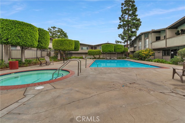 Torrance, California, 90502, United States, 2 Bedrooms Bedrooms, ,2 BathroomsBathrooms,Residential,For Sale,1987112