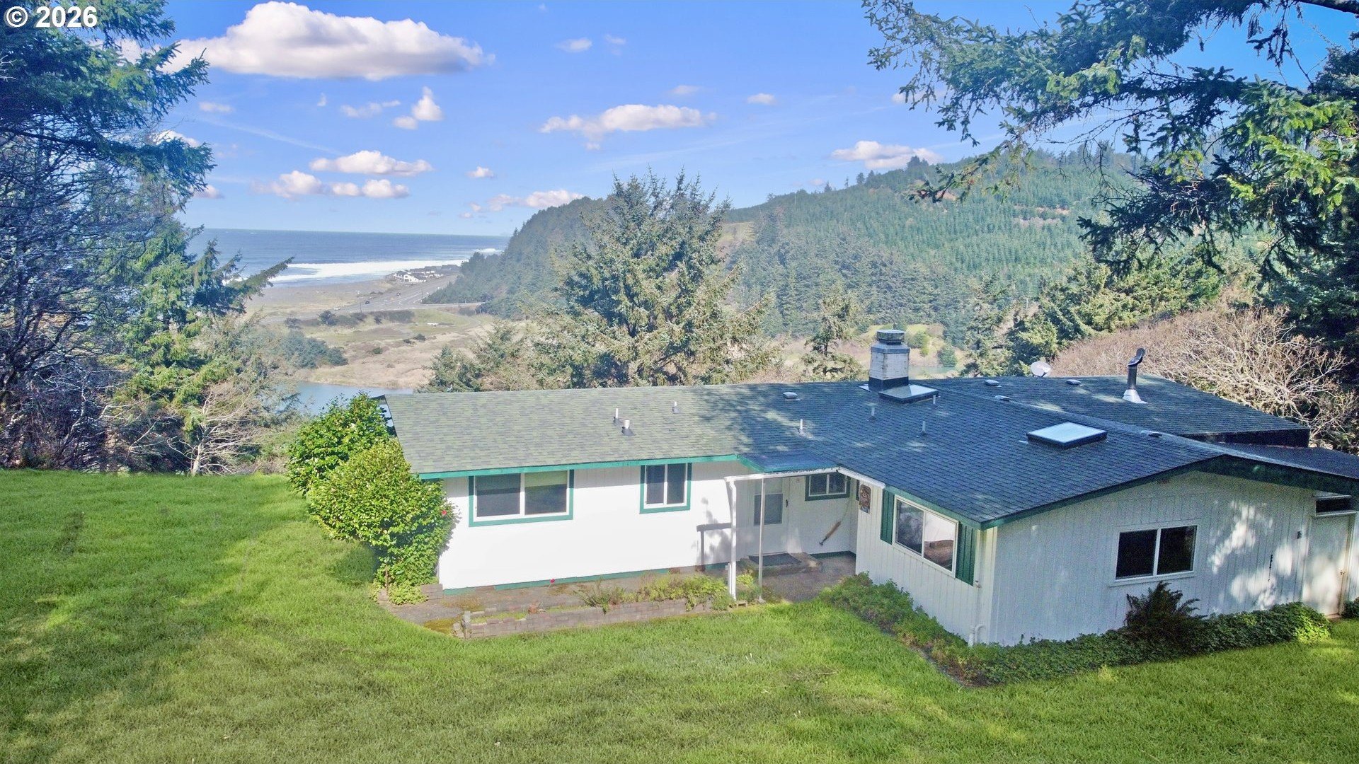 GoldBeach, Oregon, 97444, United States, 3 Bedrooms Bedrooms, ,2 BathroomsBathrooms,Residential,For Sale,2032019