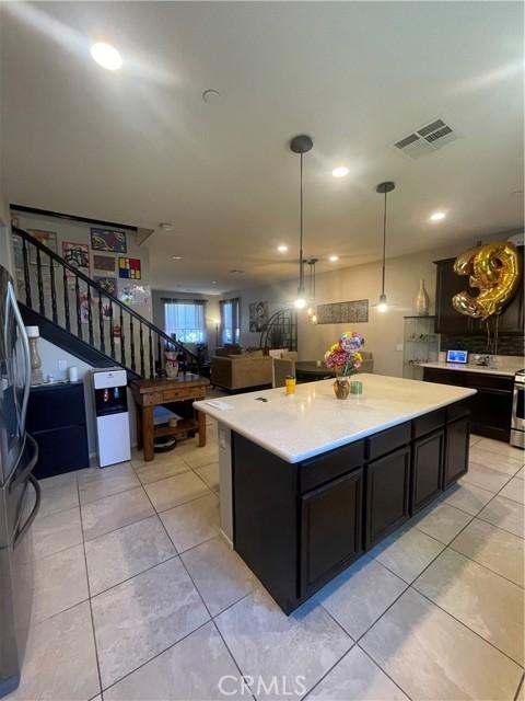 Northridge, California, 91325, United States, 4 Bedrooms Bedrooms, ,3 BathroomsBathrooms,Residential,For Sale,1988020