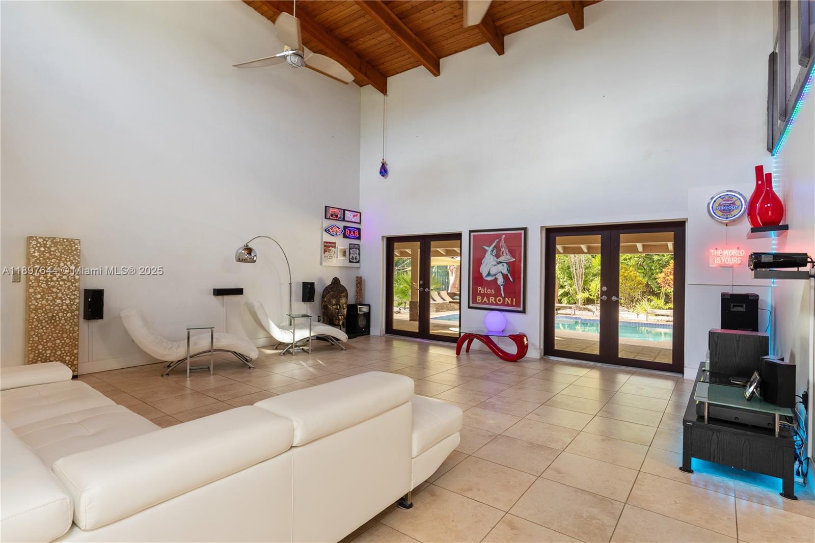 Palmetto Bay, Florida, 33157, United States, 4 Bedrooms Bedrooms, ,4 BathroomsBathrooms,Residential,For Sale,1966916