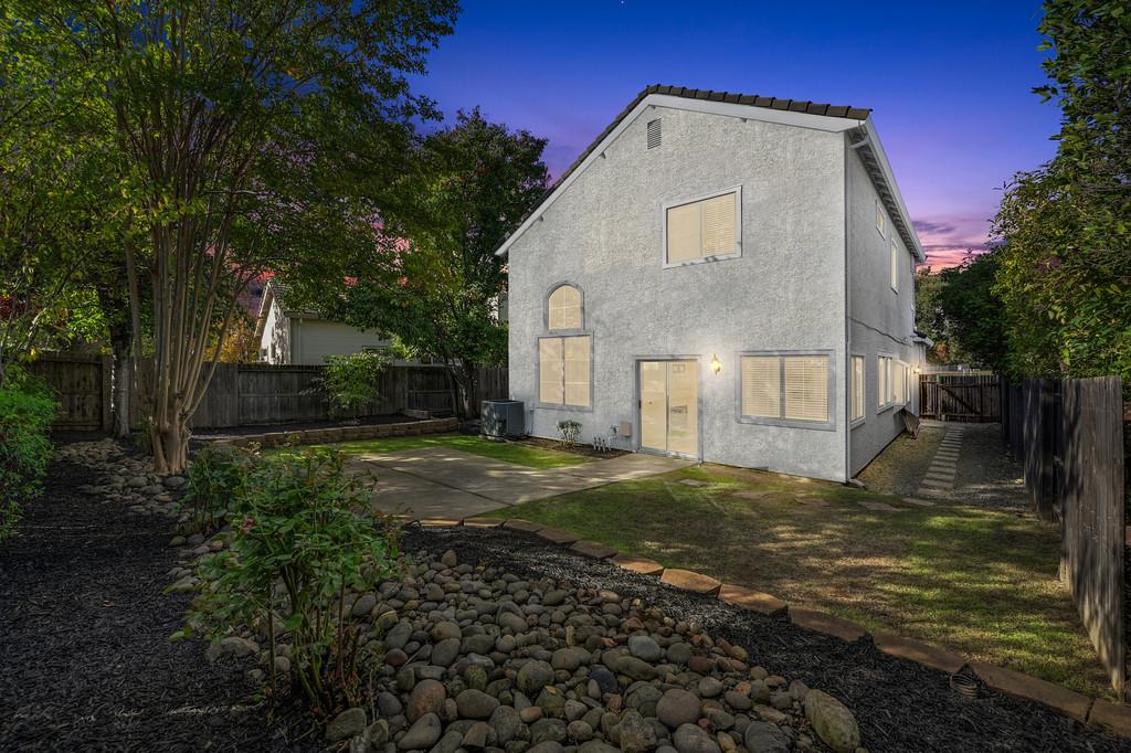 Roseville, California, 95661, United States, 4 Bedrooms Bedrooms, ,3 BathroomsBathrooms,Residential,For Sale,1989245