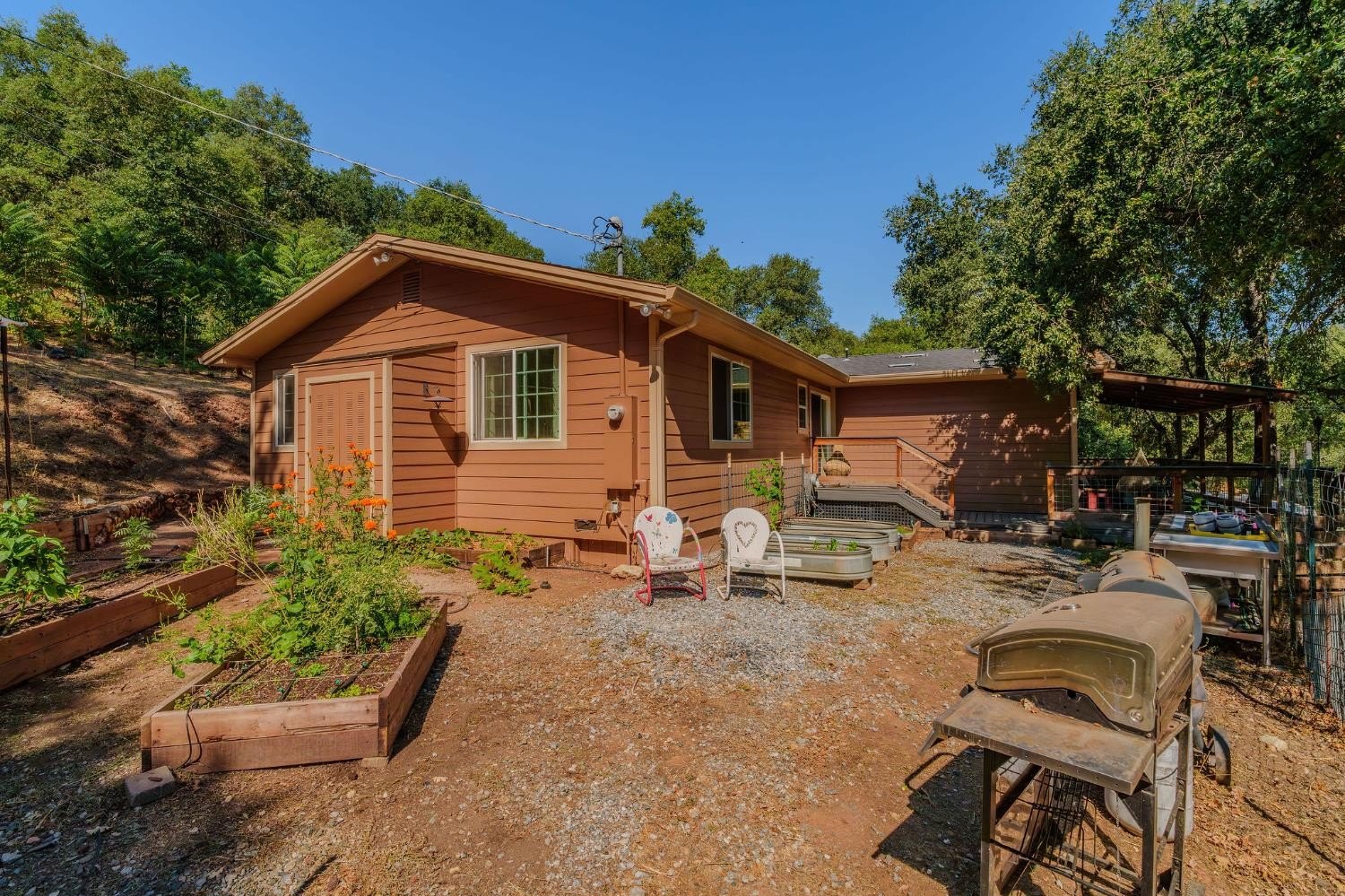 San Andreas, California, 95249, United States, 2 Bedrooms Bedrooms, ,2 BathroomsBathrooms,Residential,For Sale,1980033