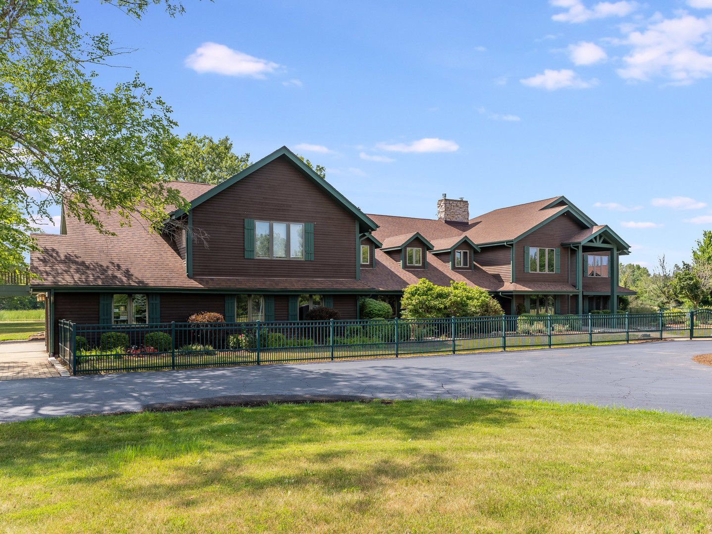 Frankfort, Illinois, 60423, United States, 8 Bedrooms Bedrooms, ,7 BathroomsBathrooms,Residential,For Sale,1911769