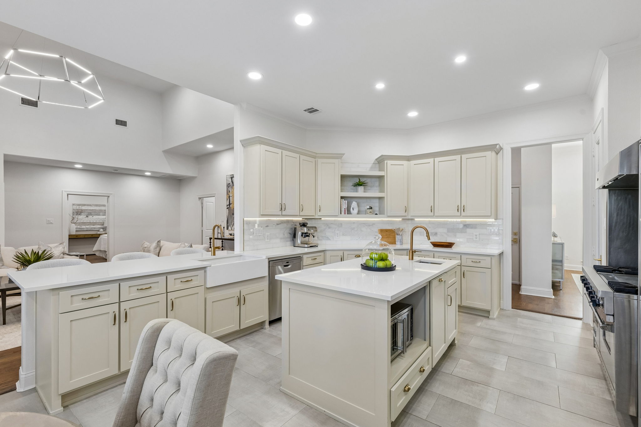  Luxury 1.5-Story Living in Coveted Benton Woods, Rockwall TX - 物件實景
