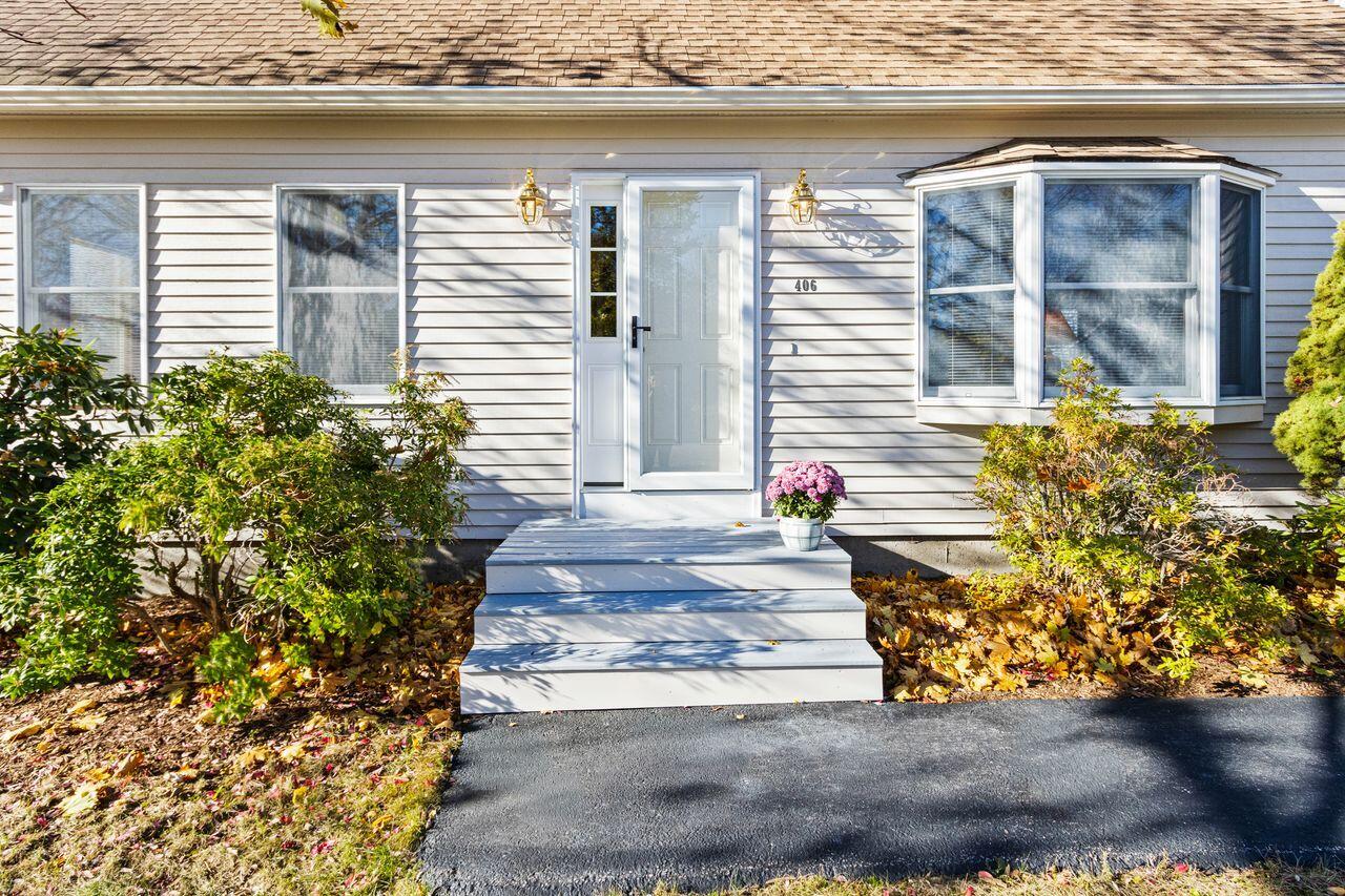 Portland, Maine, 04103, United States, 3 Bedrooms Bedrooms, ,3 BathroomsBathrooms,Residential,For Sale,1988011