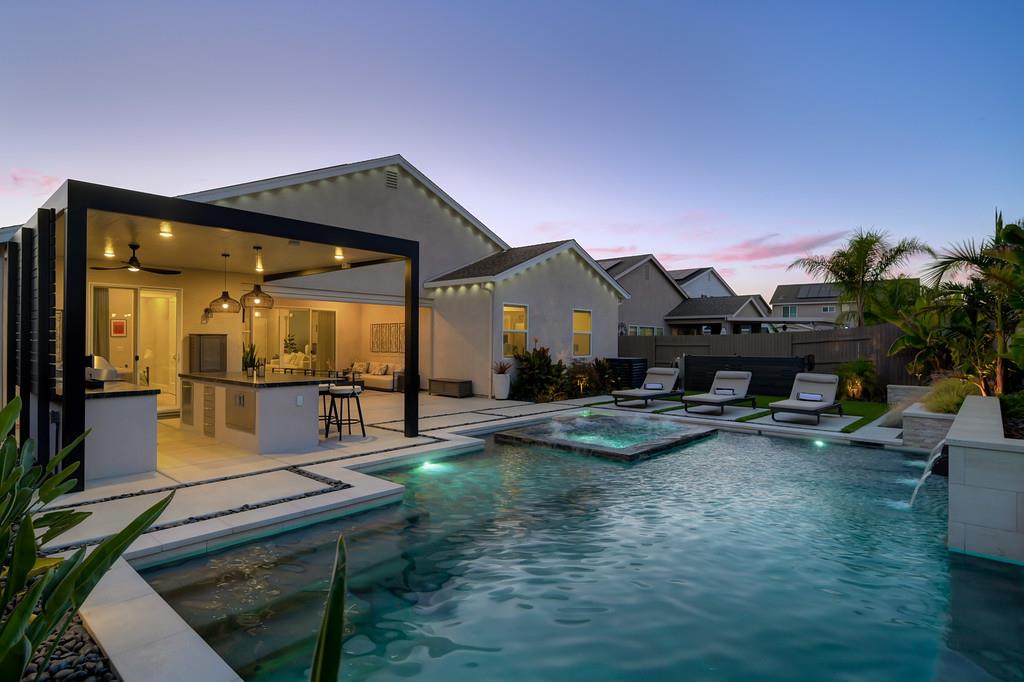 Roseville, California, 95747, United States, 4 Bedrooms Bedrooms, ,4 BathroomsBathrooms,Residential,For Sale,1927249